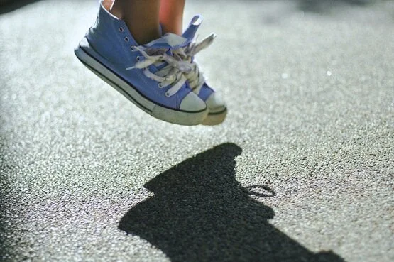 child-shoes-555-369.jpg
