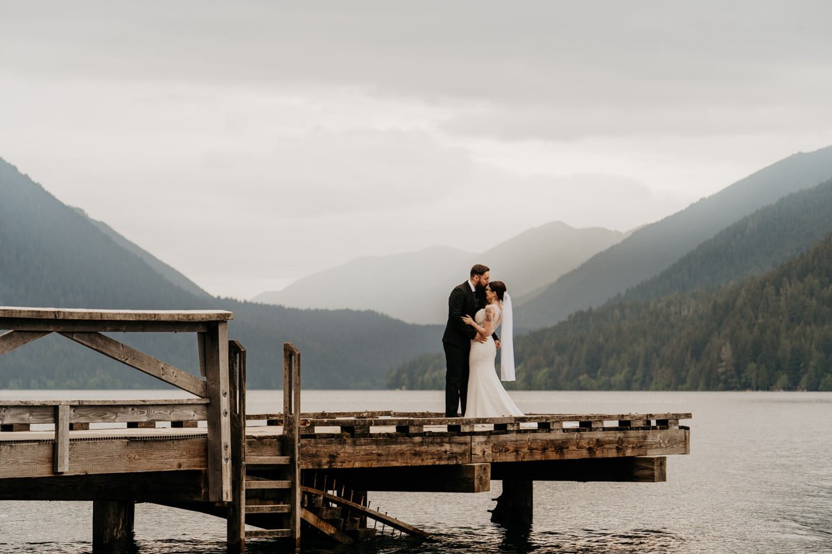 lake-crescent-olympic-elopement_9.jpg