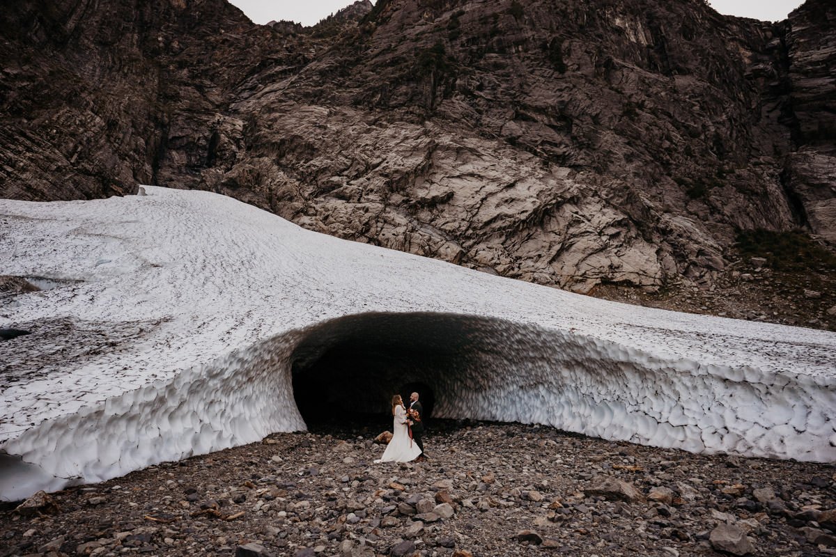 ice-caves-elopement_95.jpg
