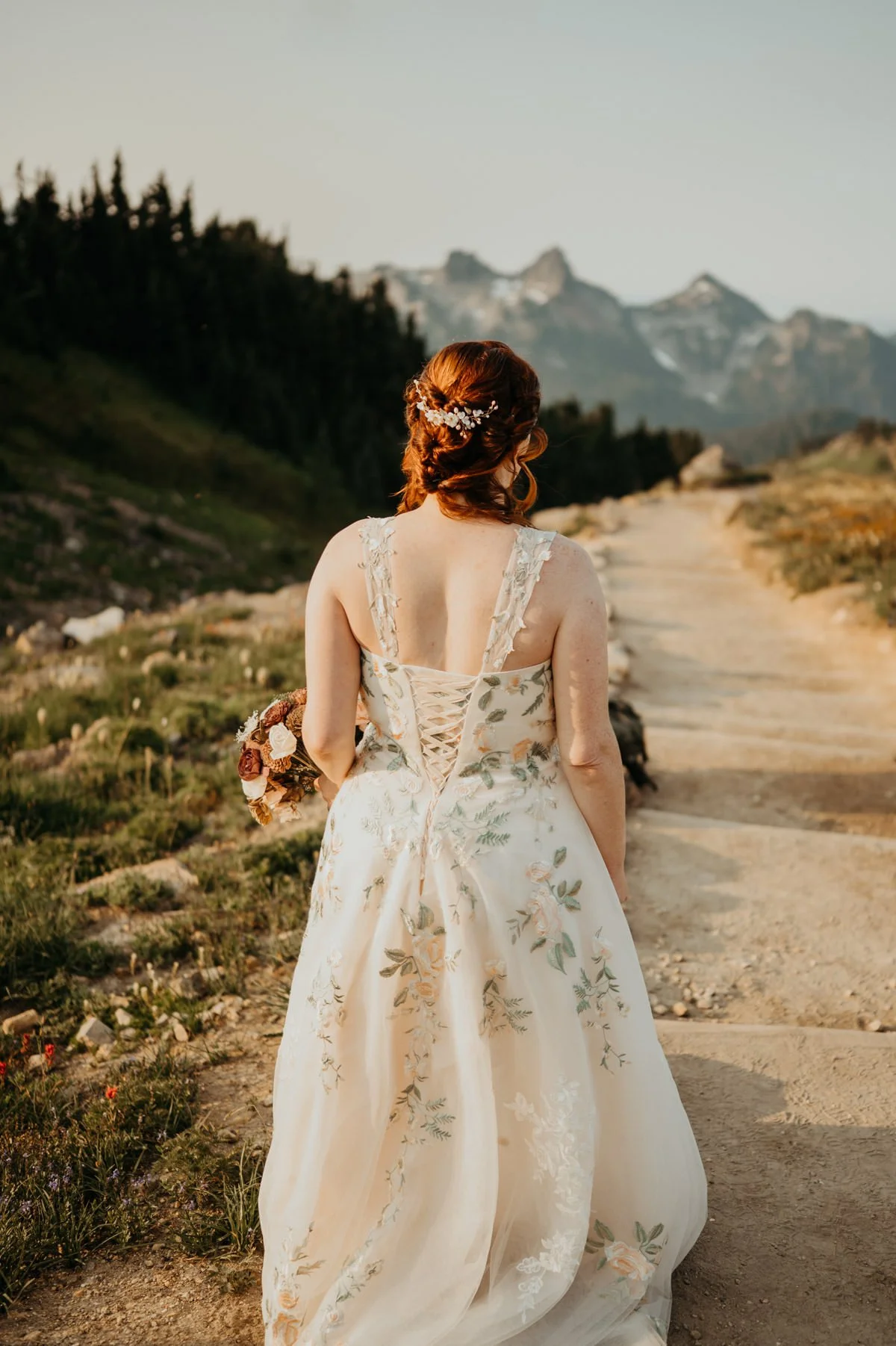 mt-rainier-sunrise-wildflower-elopement_23.jpg