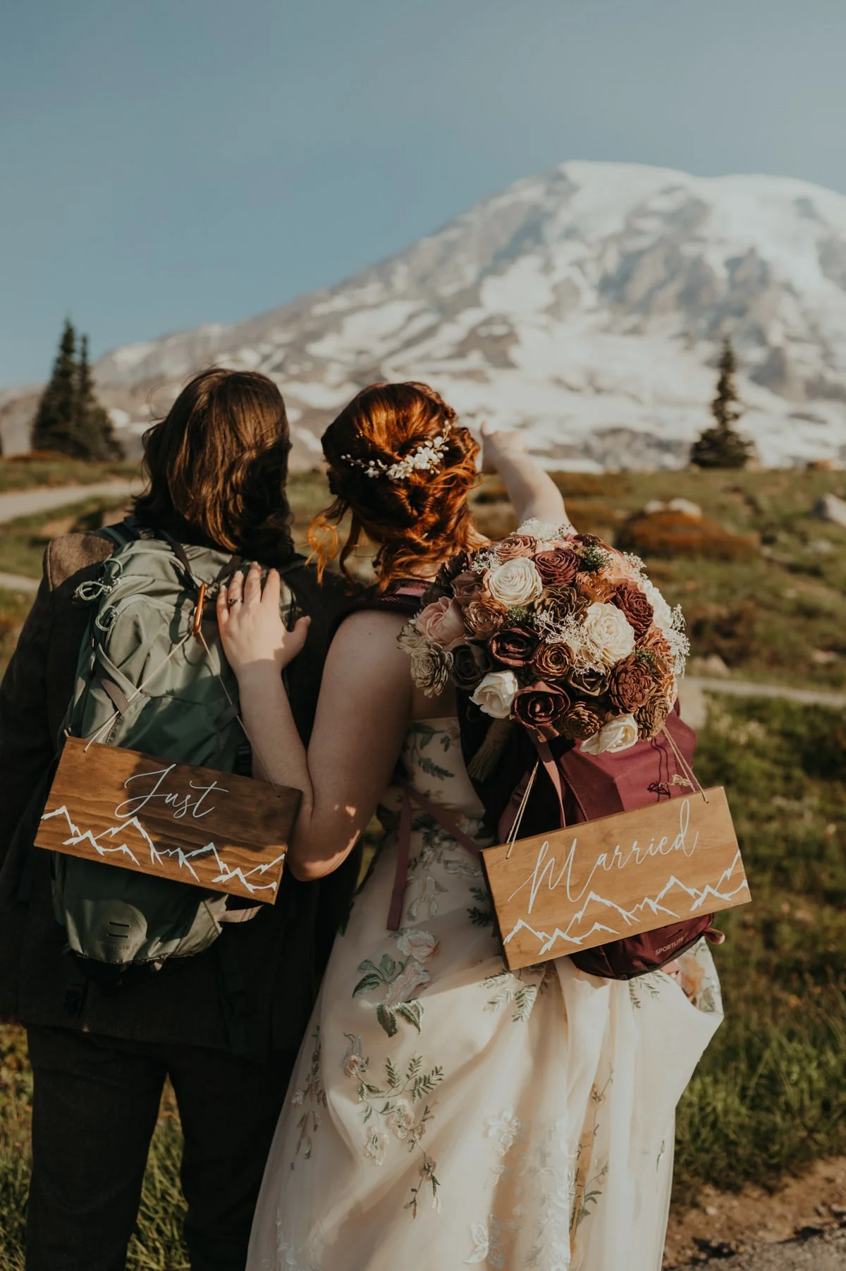 mt-rainier-sunrise-wildflower-elopement_26.jpg