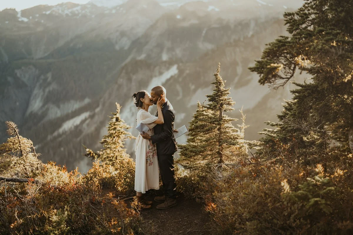mt-baker-artist-point-sunset-elopement_37.jpg