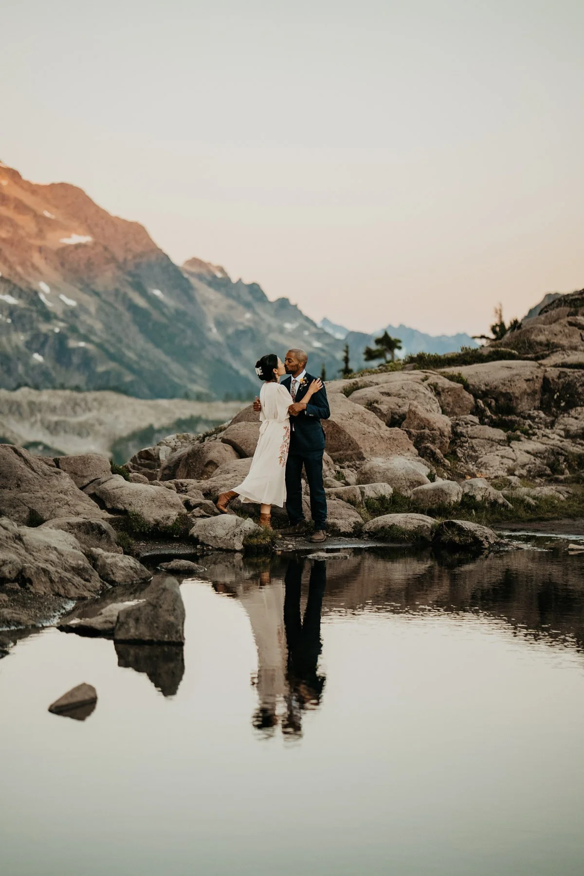 mt-baker-artist-point-sunset-elopement_63.jpg