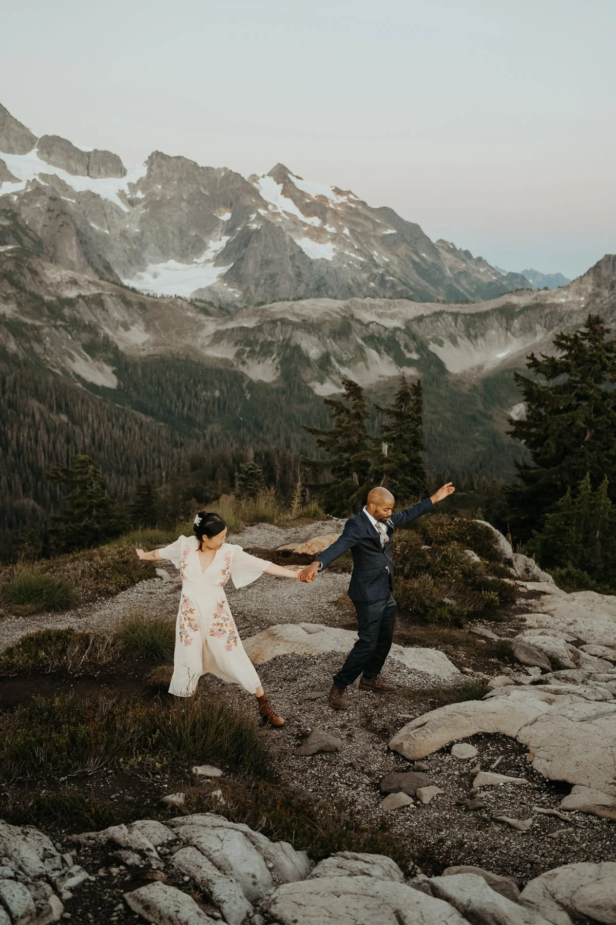 mt-baker-artist-point-sunset-elopement_74.jpg