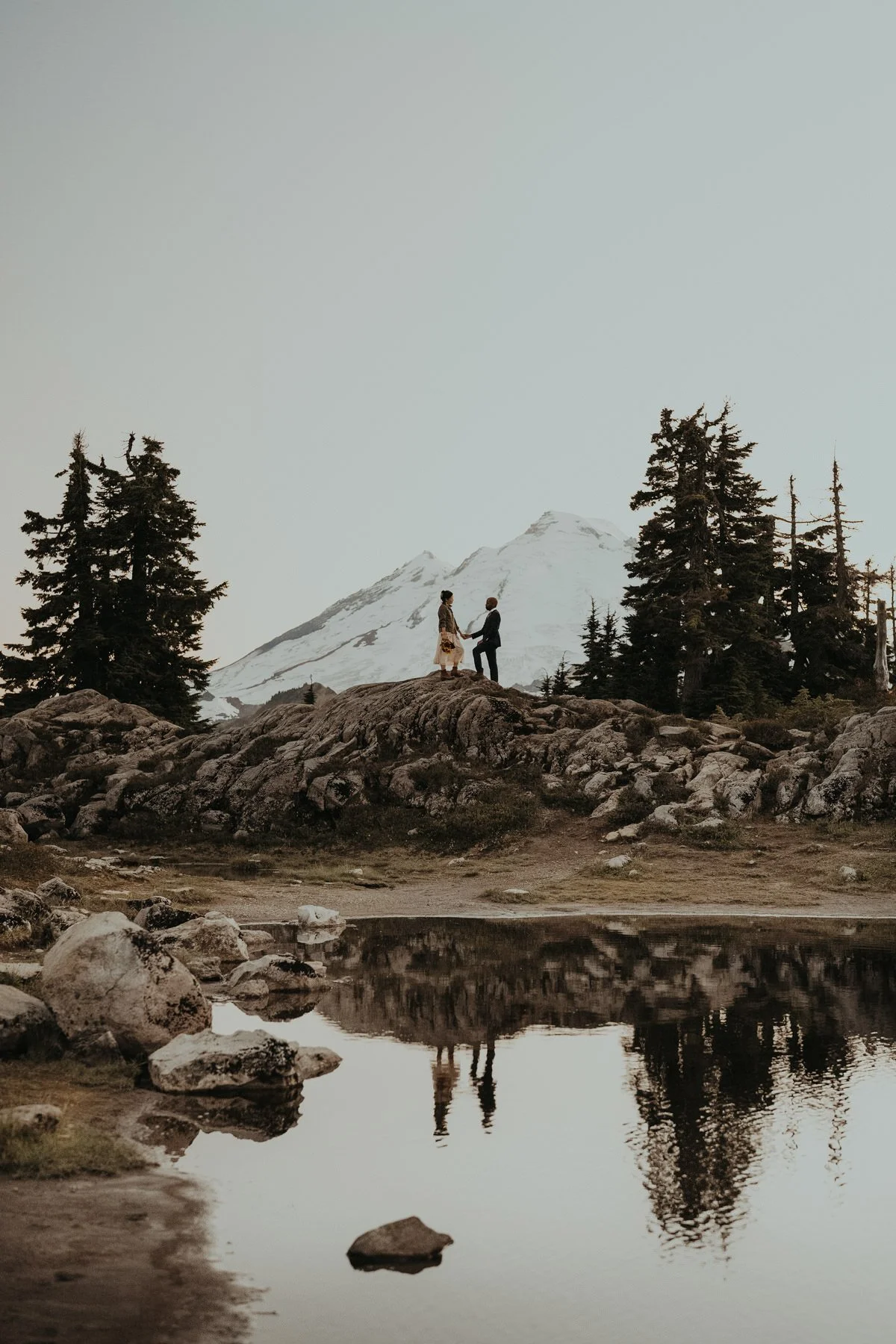 mt-baker-artist-point-sunset-elopement_78.jpg