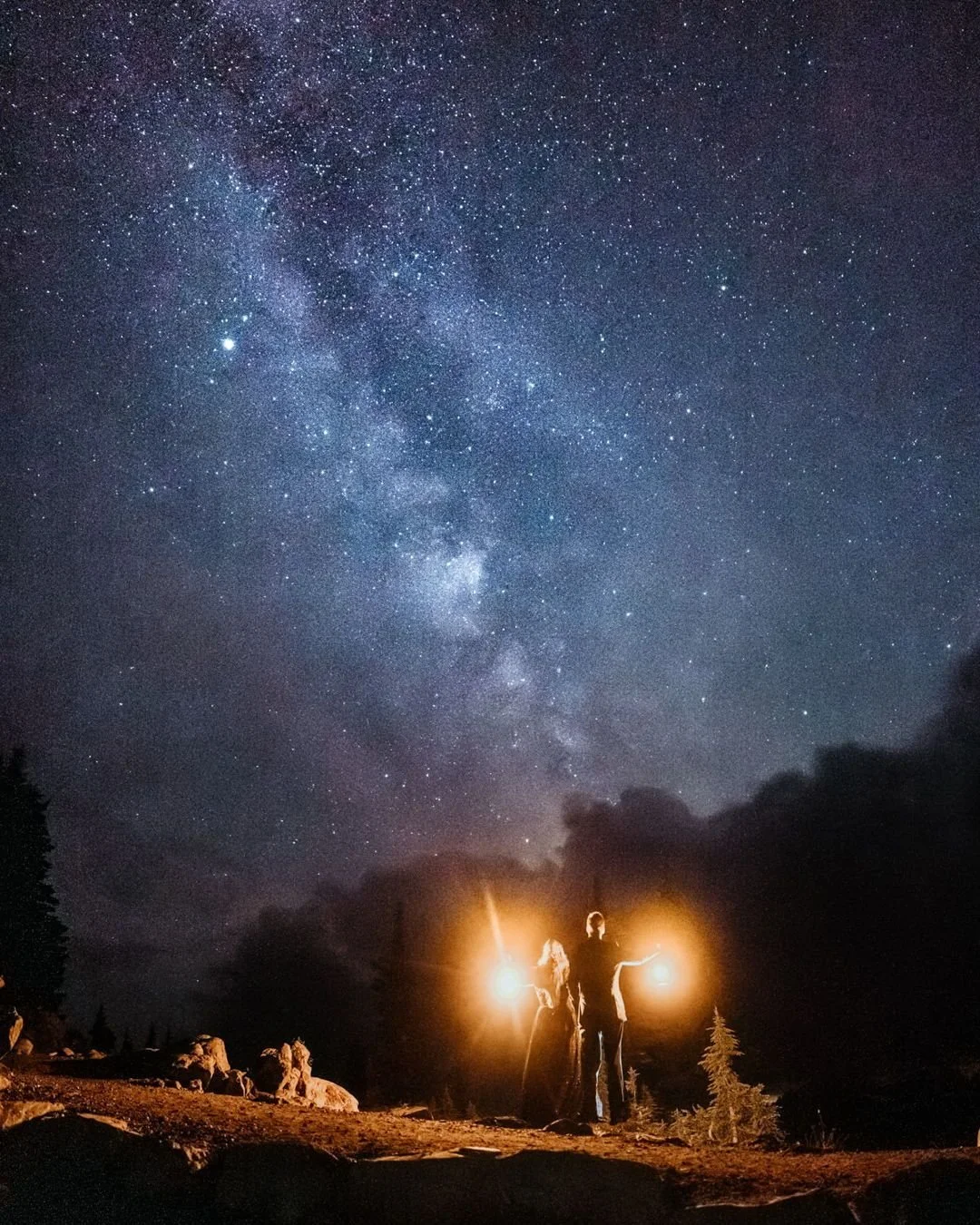 field notes - artist point, august
from M+J: &quot;Ashton and Tess were an absolute dream to work with. From the very beginning, all the way to the wedding day, they were available and so helpful. As an event planner myself, I appreciated all the lit
