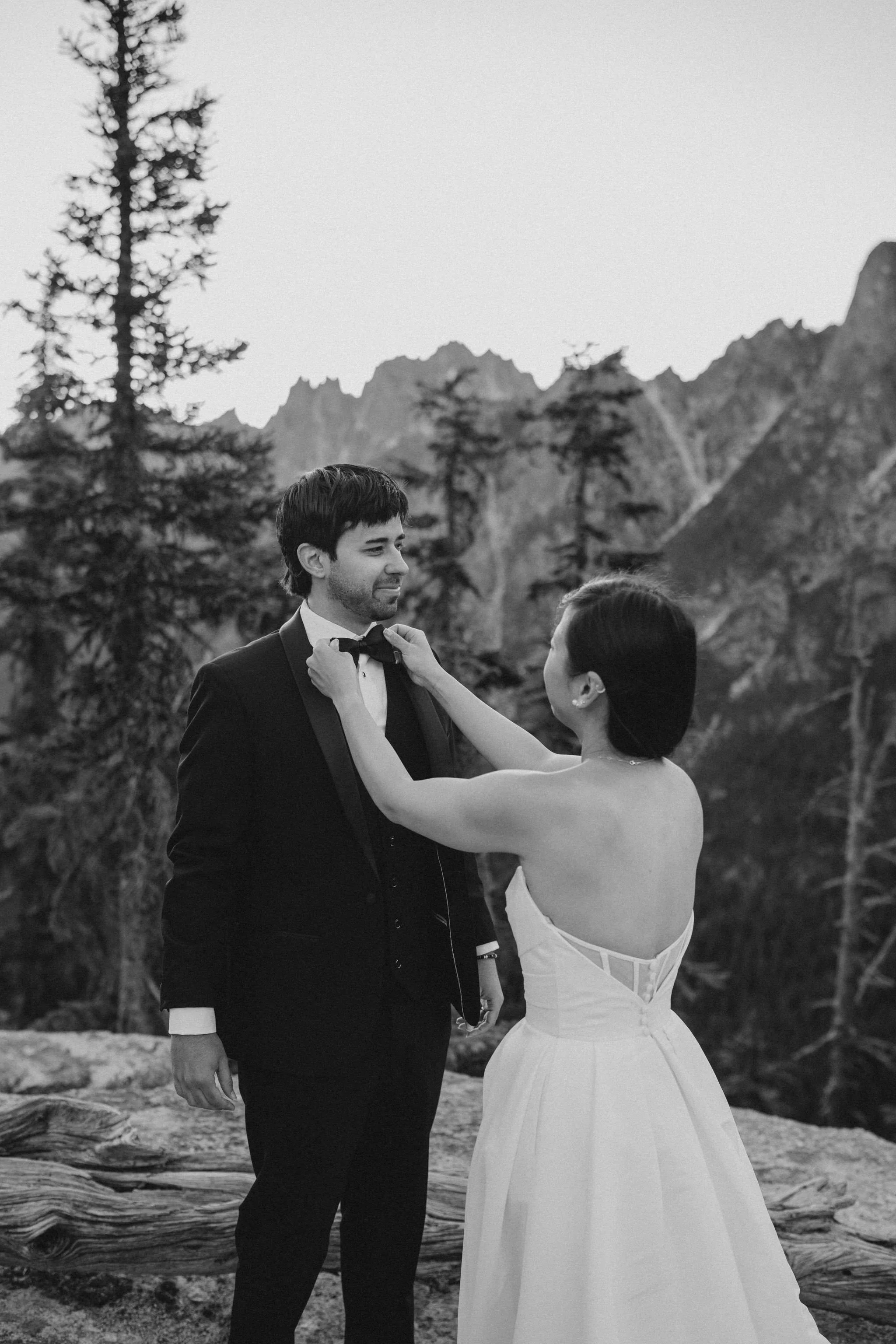 north-cascades-sunrise-elopement_1.jpg