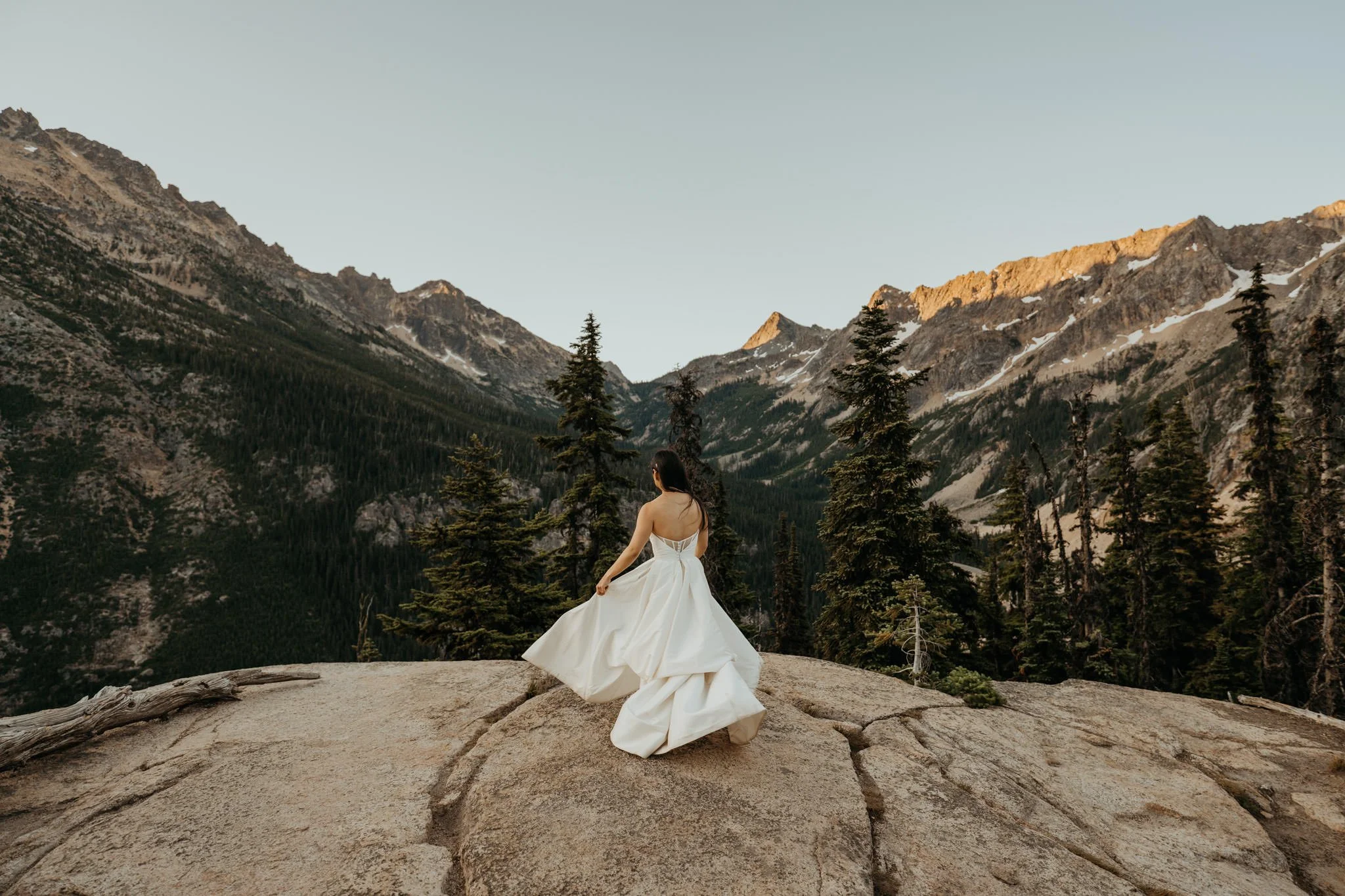 north-cascades-sunrise-elopement_8.jpg