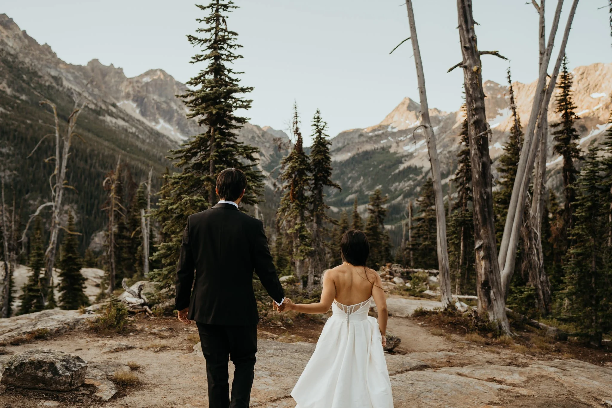 north-cascades-sunrise-elopement_34.jpg