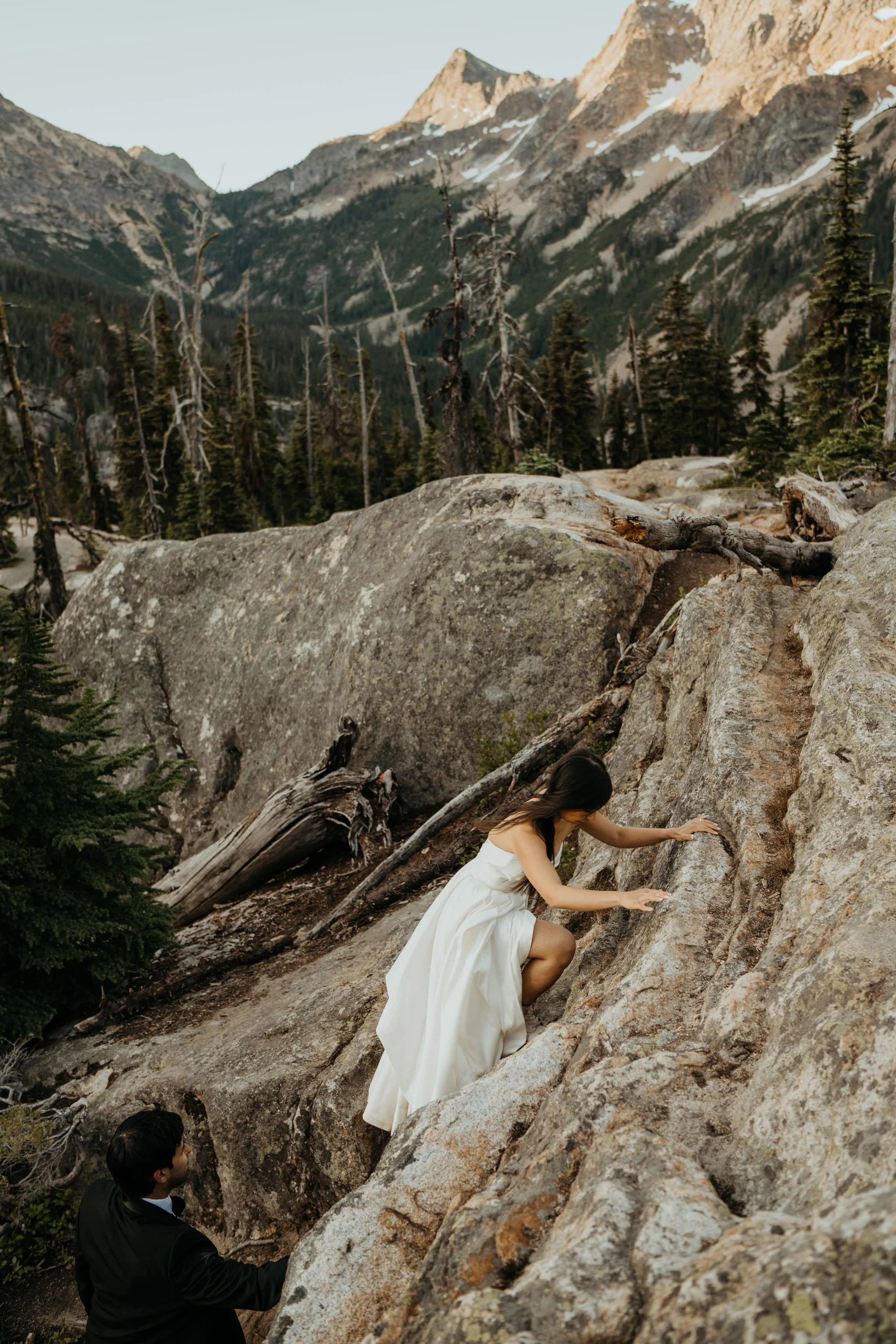 north-cascades-sunrise-elopement_33.jpg