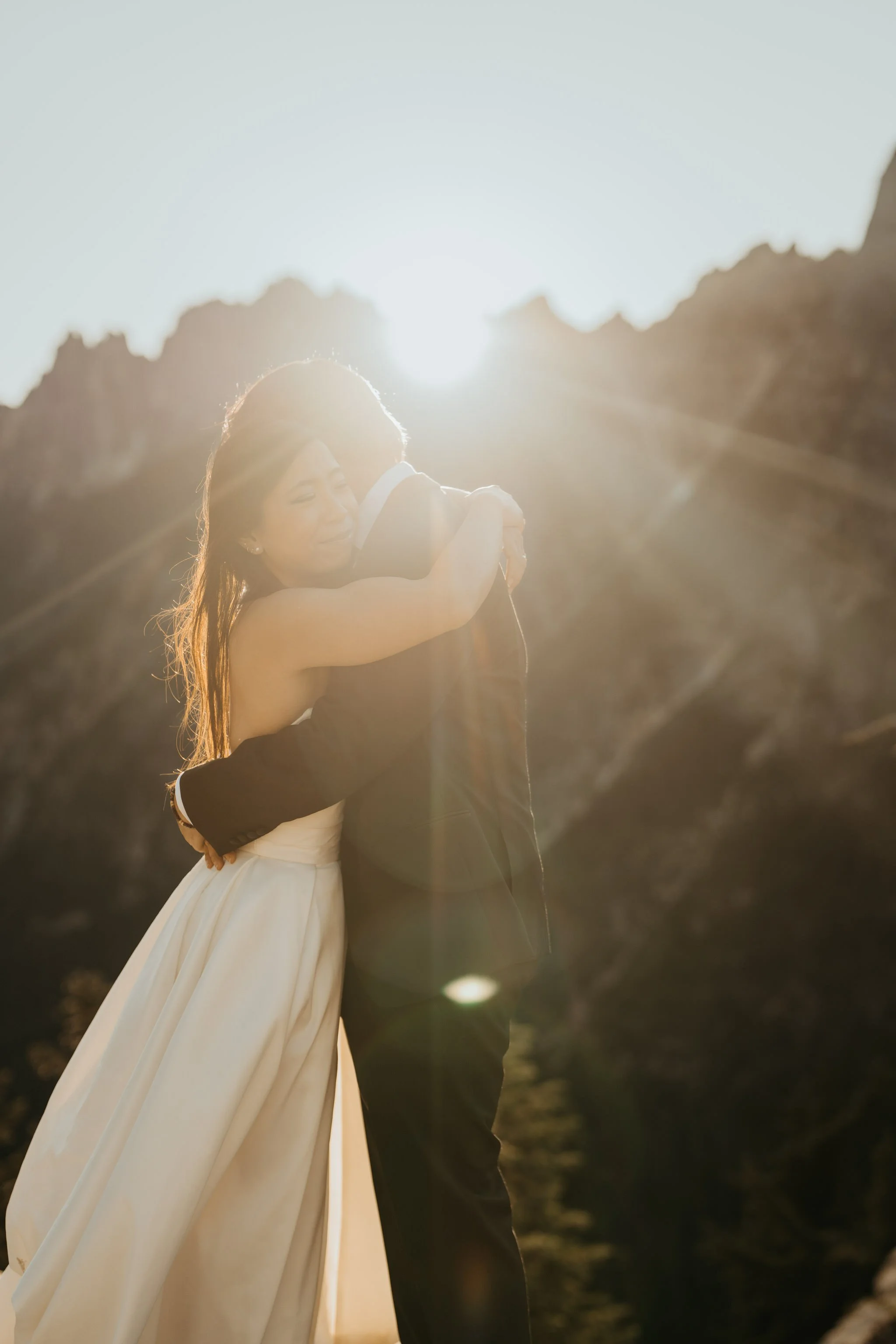 north-cascades-sunrise-elopement_39.jpg