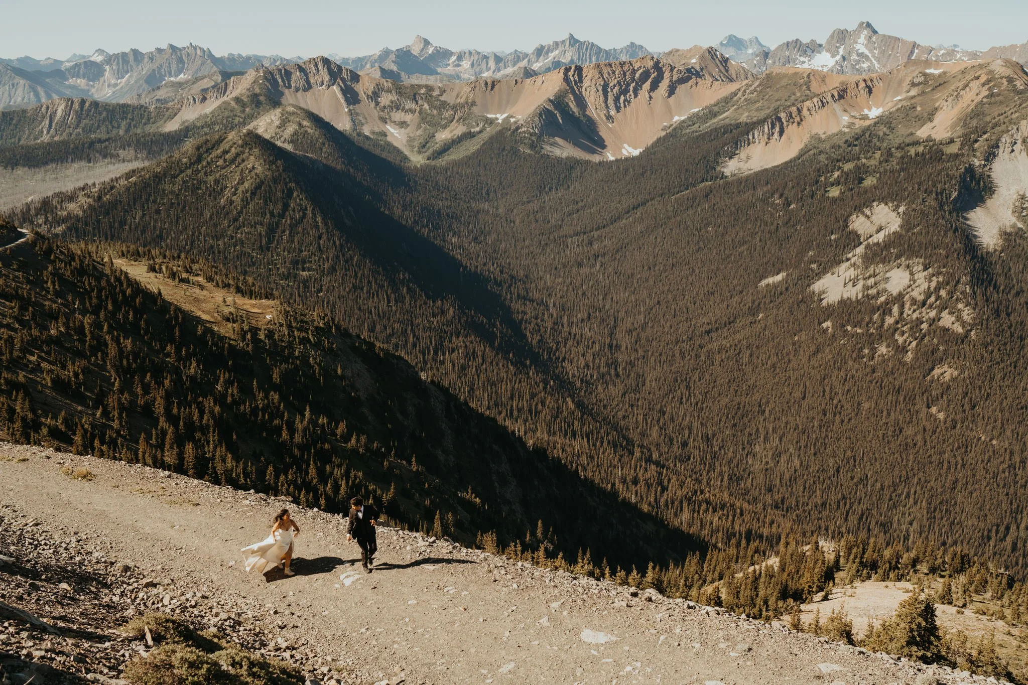 north-cascades-sunrise-elopement_46.jpg