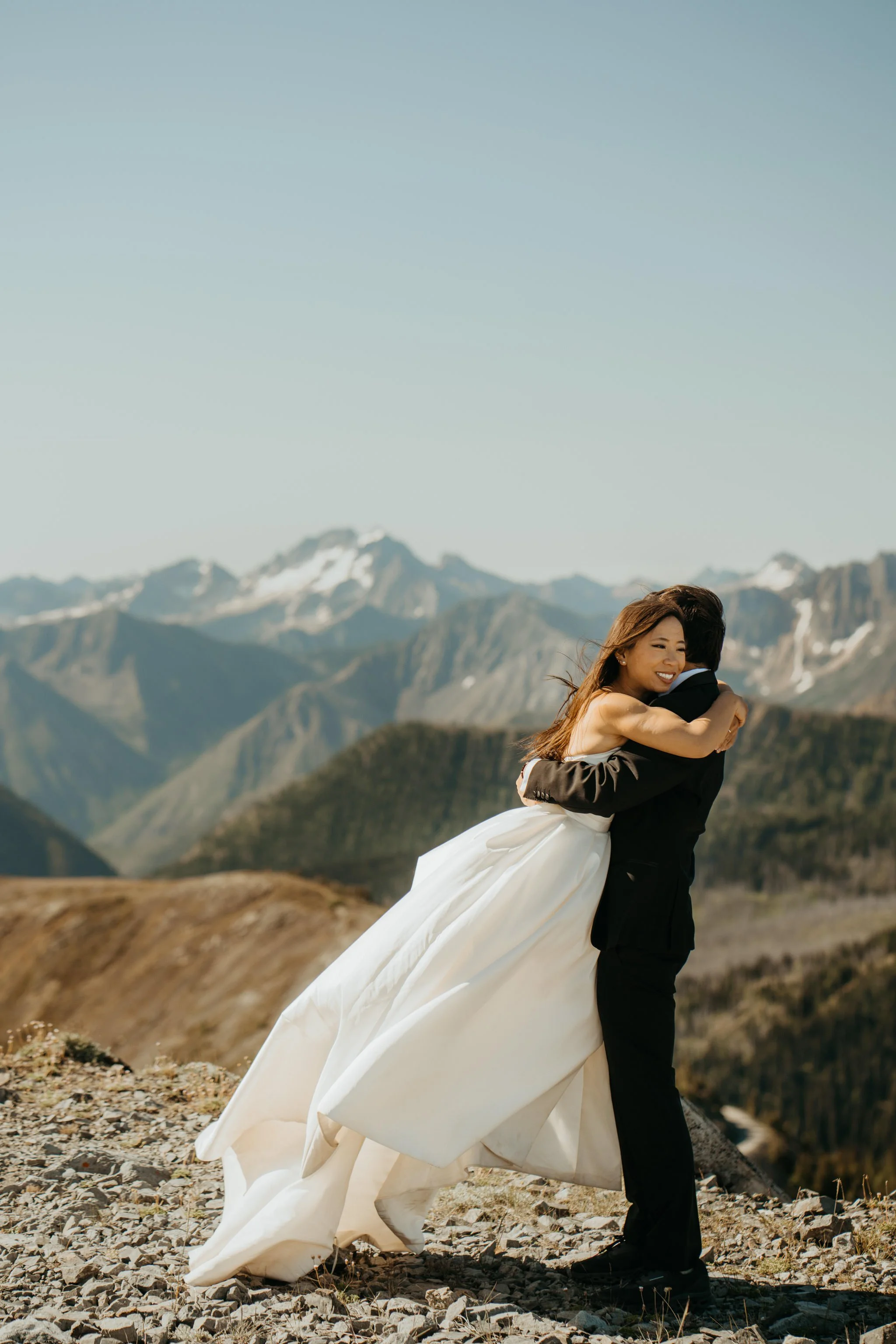 north-cascades-sunrise-elopement_50.jpg