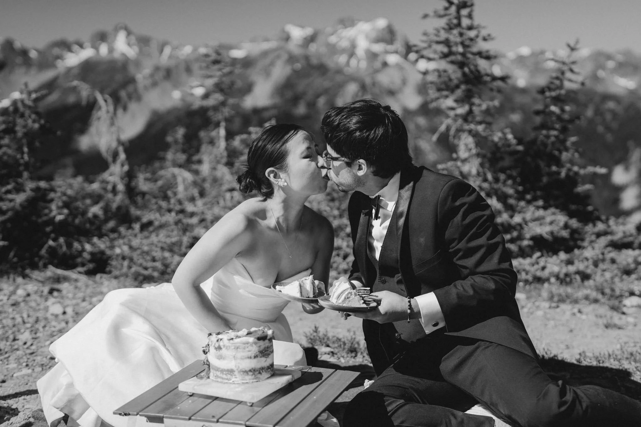 north-cascades-sunrise-elopement_60.jpg