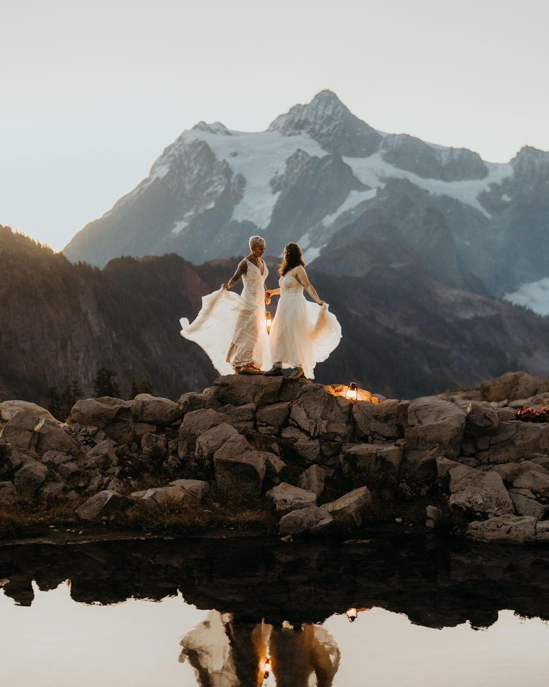 you don&rsquo;t need a 3-day backpacking trip for views like this &mdash; baker&rsquo;s ridgelines offer some of the most accessible alpine views in the state.

and yes... of course artist point is super popular.

so, yes, of course we opted for sunr