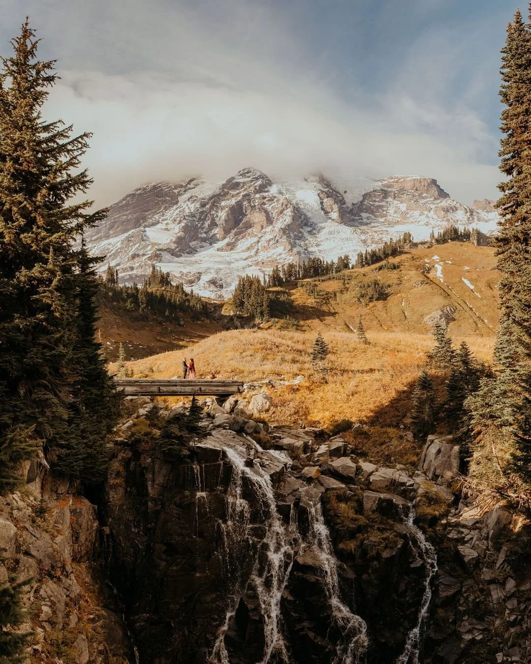 from our mount rainier elopement guide (now live): expectations vs. reality

planning an elopement is all about expectations vs. reality &mdash; and the difference is how well you prepare.

we knew this mid-october day at mount rainier national park 