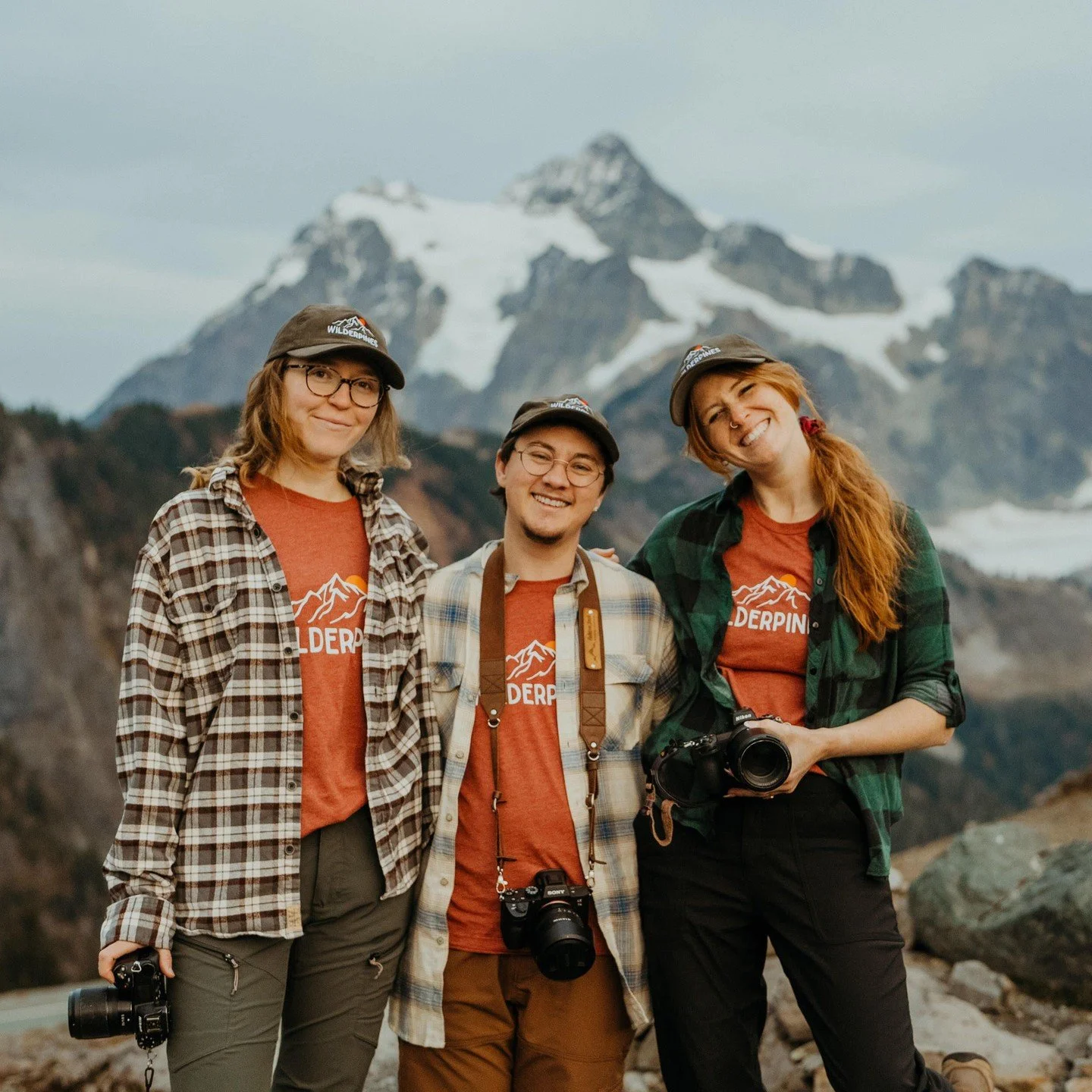 your witness
your adventure buddy
your advocate
your guide
your hair-braider, in a pinch
your super 8 documentarian
your officiant
your unoffical nature interpreter
your mountain goat spotter
your elopement crew,
your guide through the pines

sincere