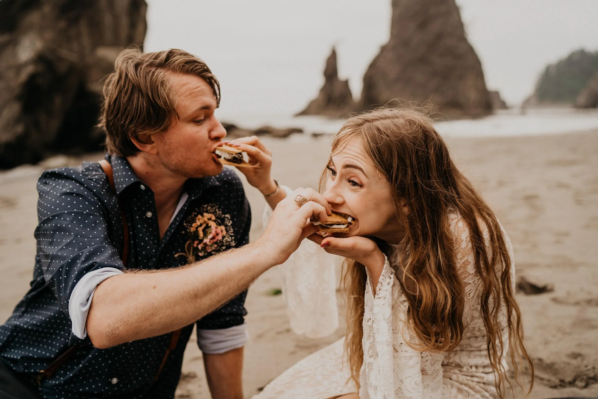 rialto-beach-elopement-wedding (27).jpg