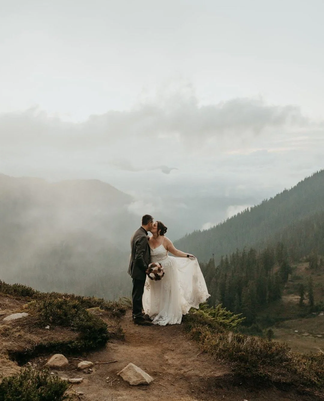 "do we have to hike?"⁠
⁠
the answer: only if you want! about ~50% of the adventure elopements we do involve hiking.⁠
⁠
other ideas for how to adventure on your elopement day:⁠
- string together multiple spots for a scenic road trip feel⁠
- 