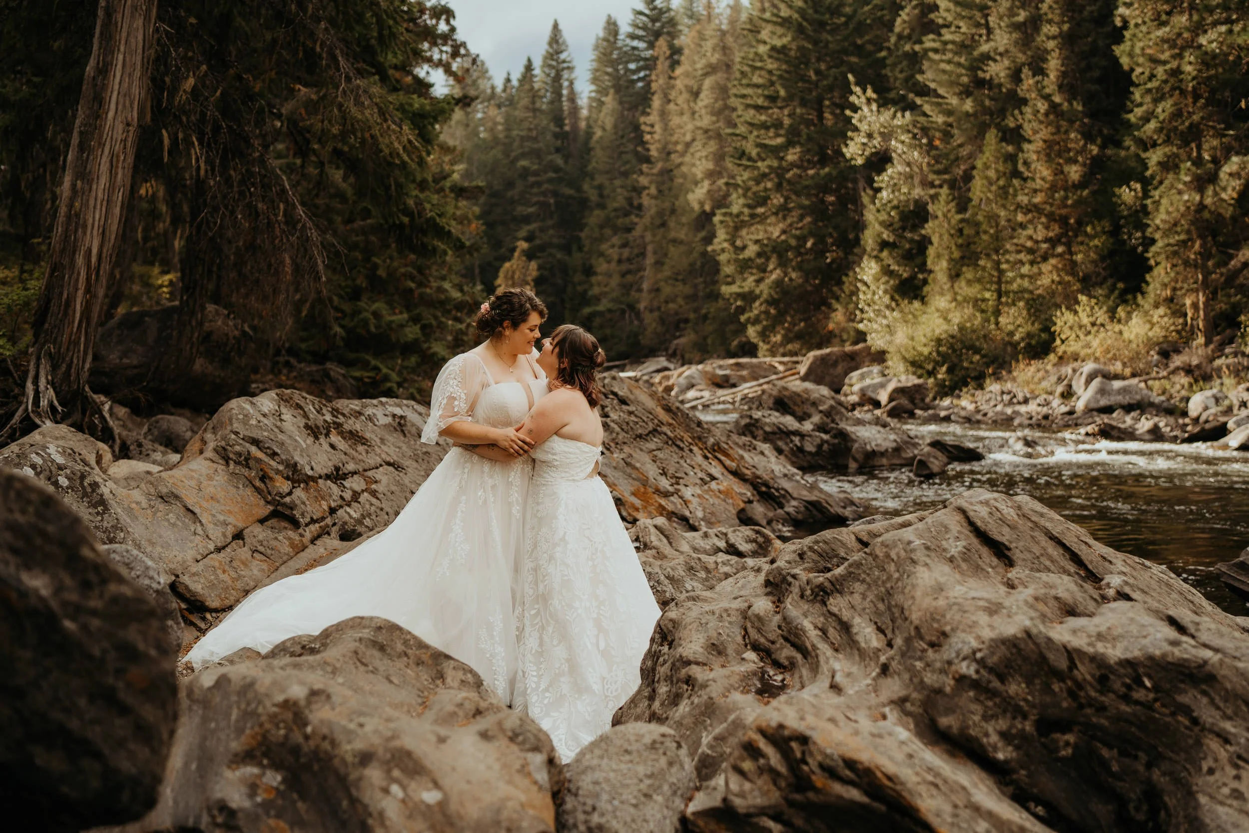 lesbian-leavenworth-elopement_34.jpg