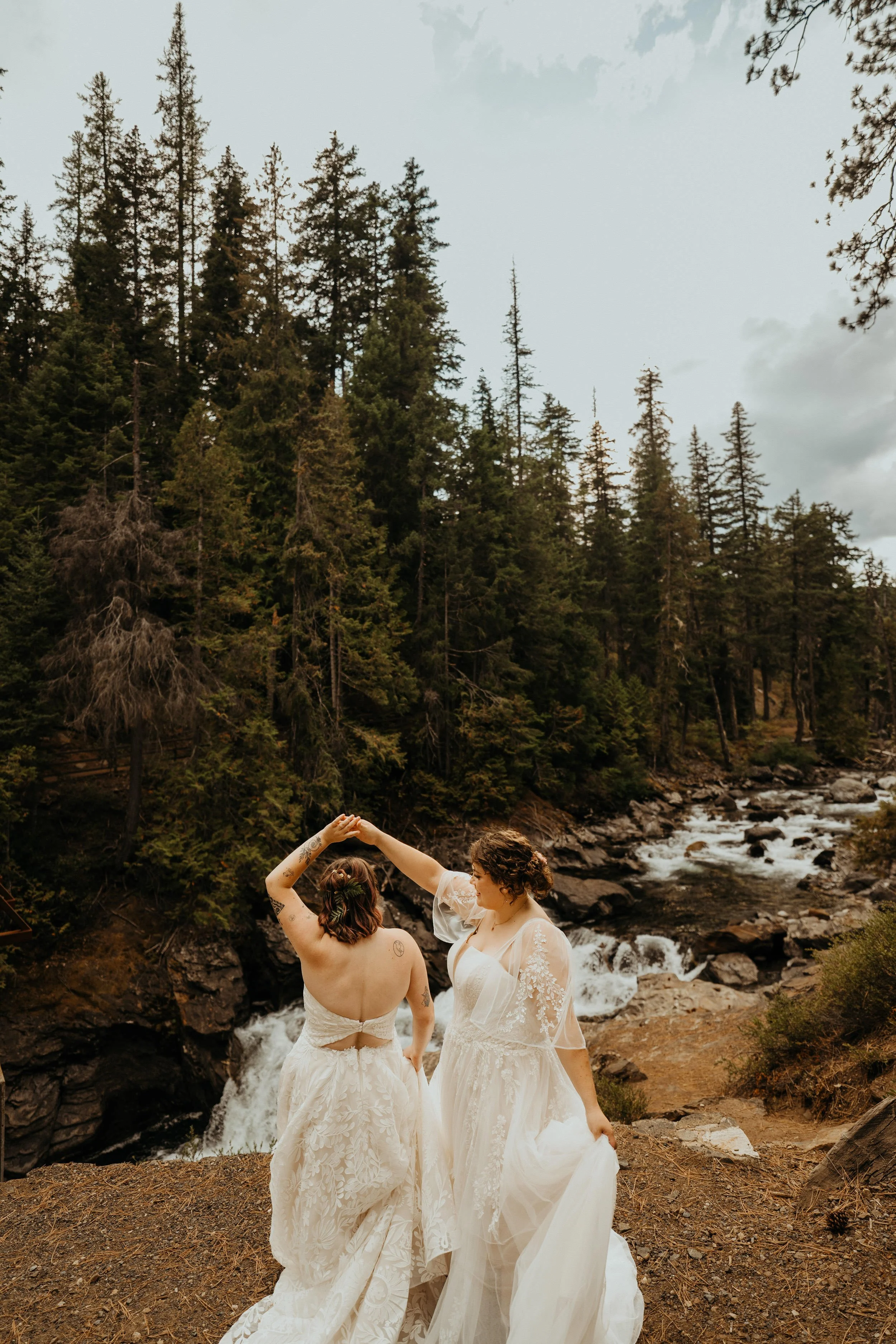 lesbian-leavenworth-elopement_41.jpg