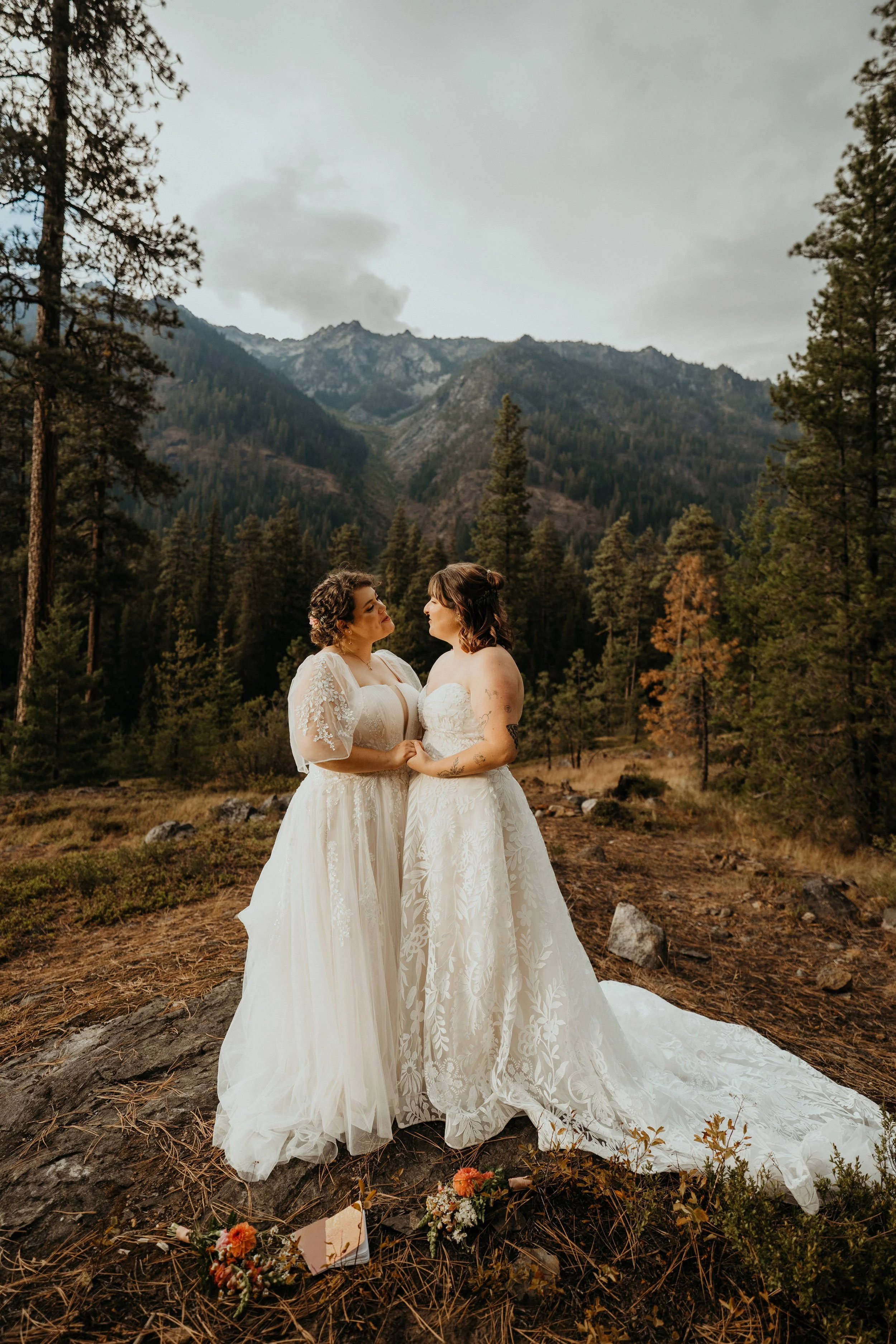 lesbian-leavenworth-elopement_54.jpg