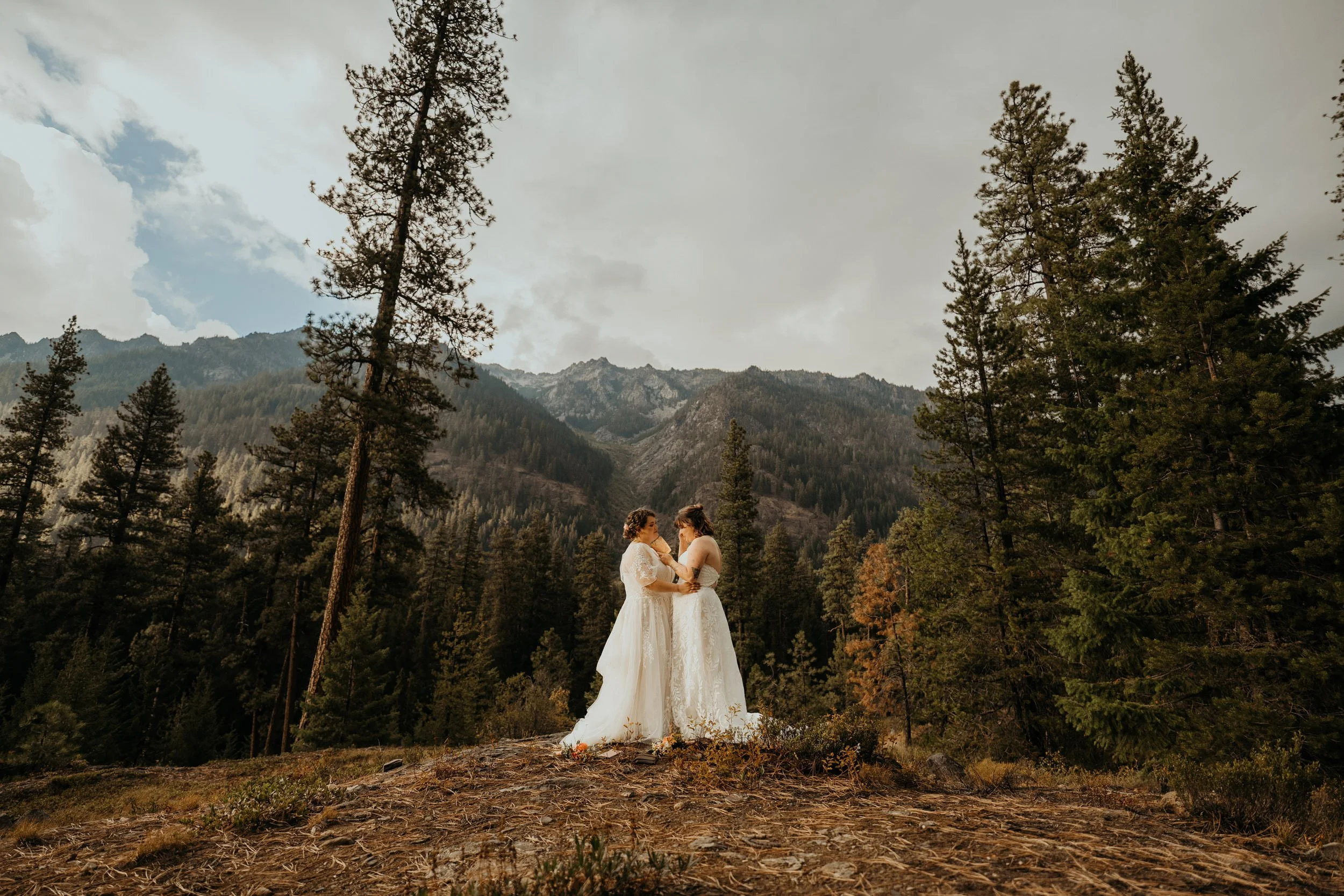 lesbian-leavenworth-elopement_59.jpg