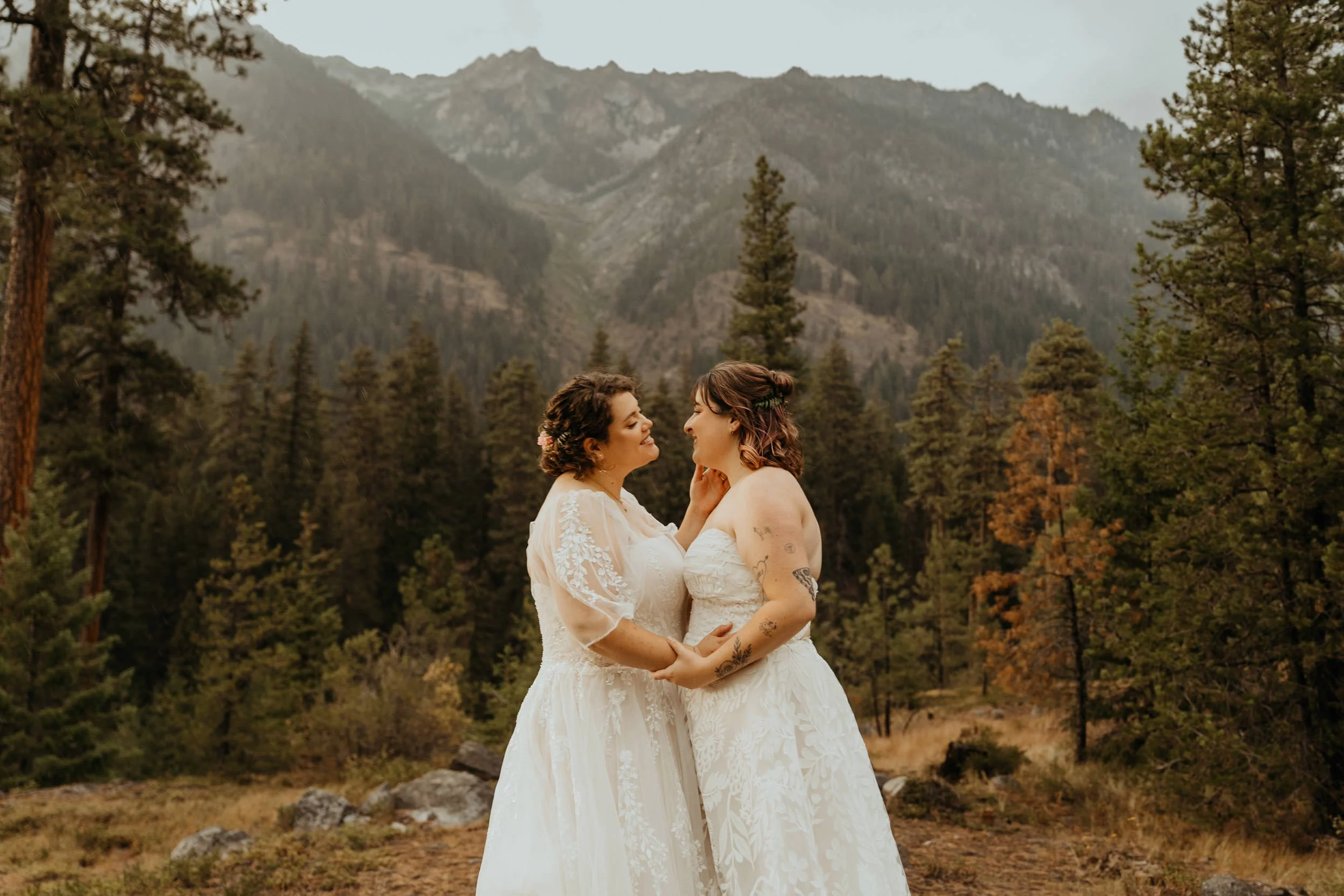 lesbian-leavenworth-elopement_75.jpg