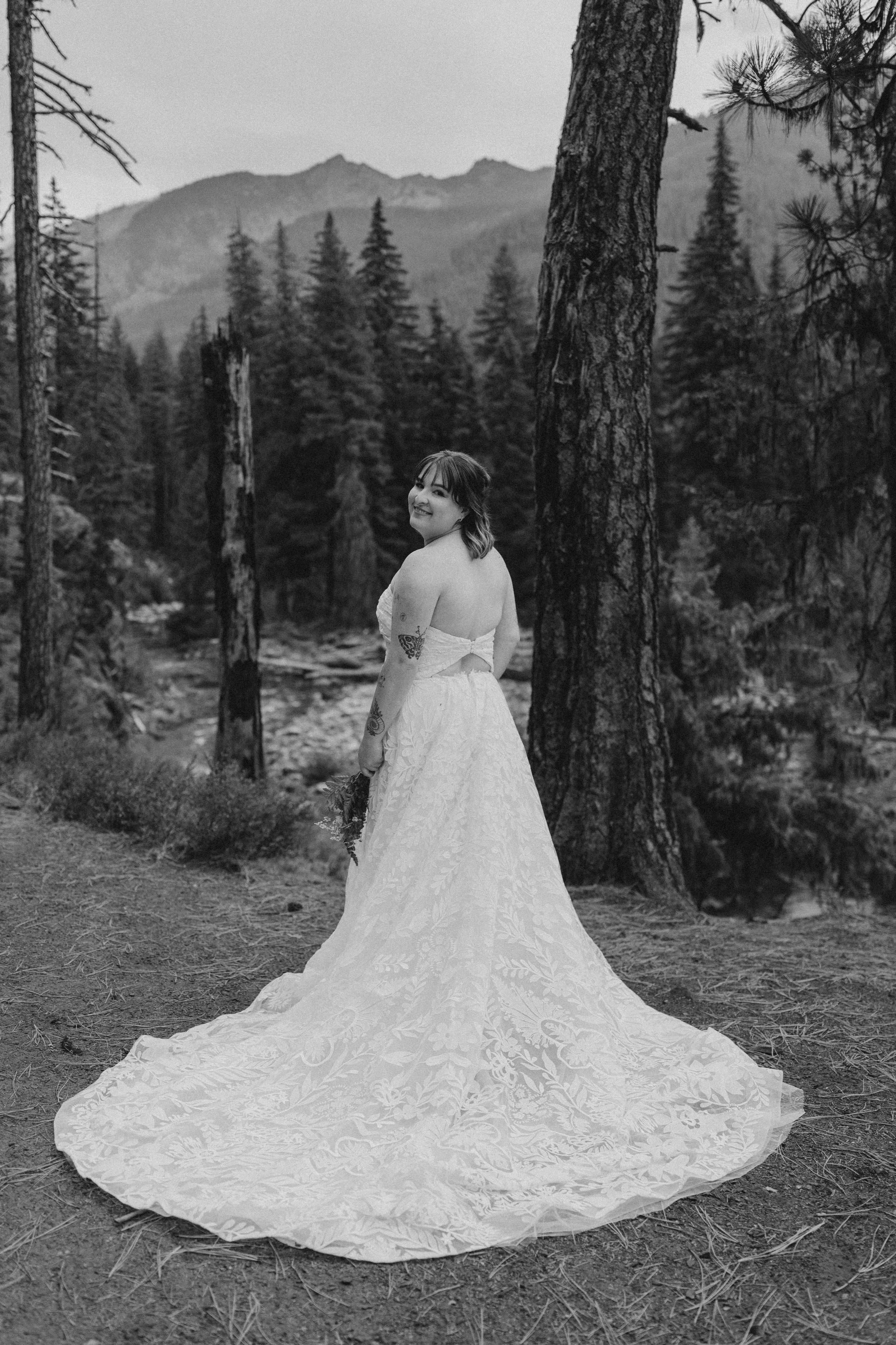 lesbian-leavenworth-elopement_84.jpg