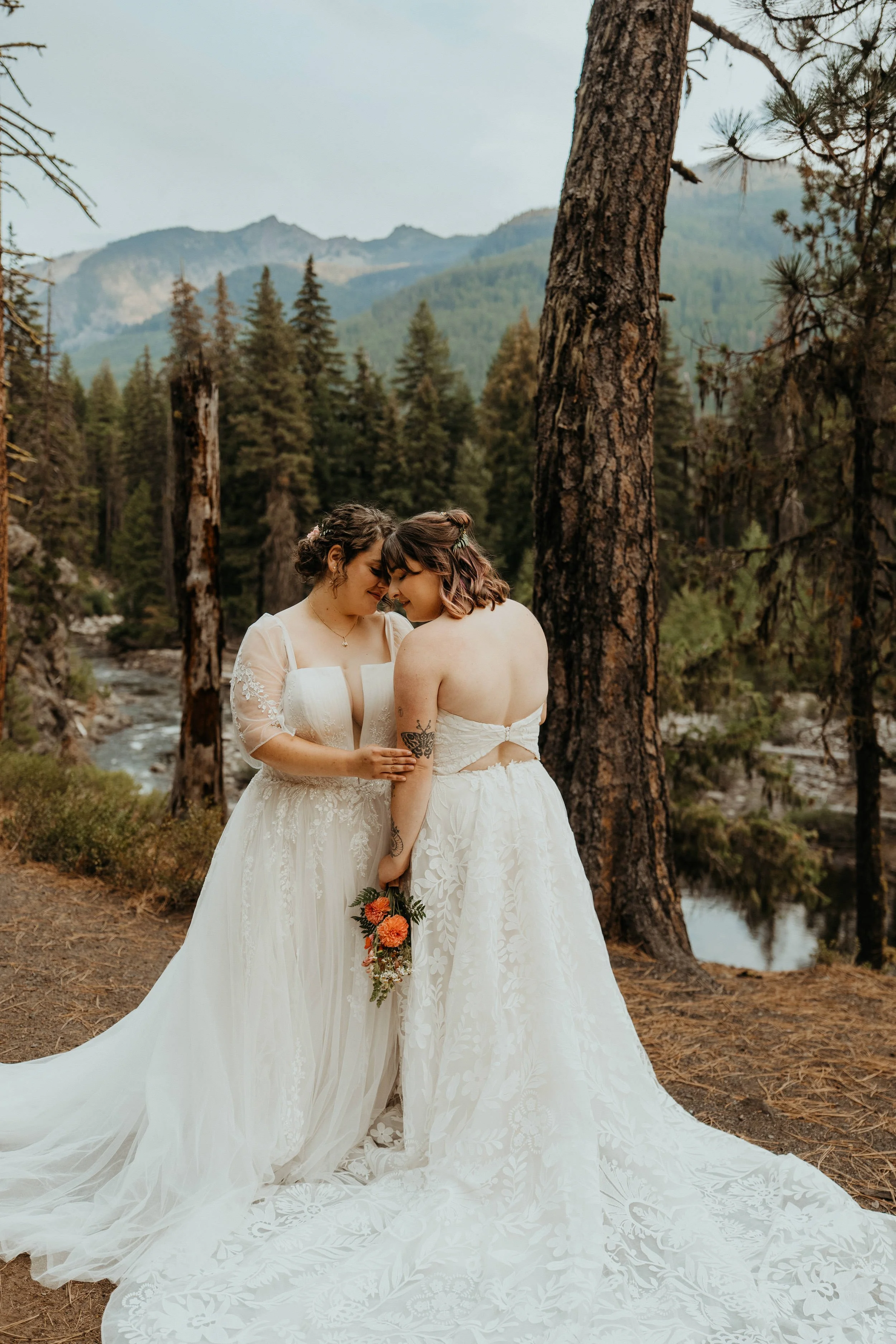 lesbian-leavenworth-elopement_85.jpg