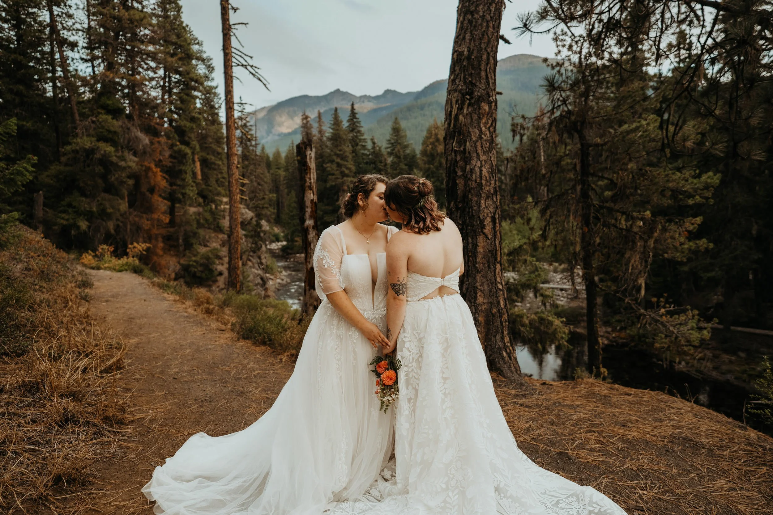 lesbian-leavenworth-elopement_87.jpg
