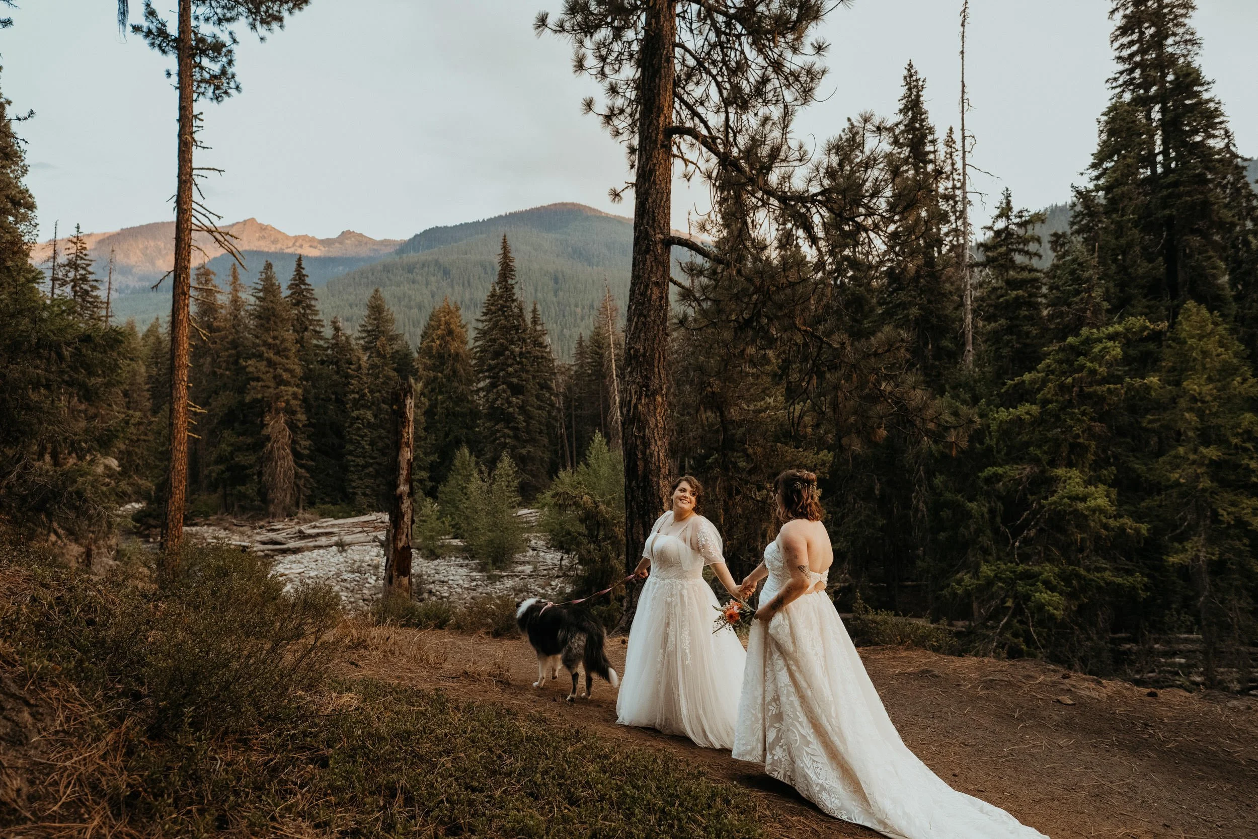 lesbian-leavenworth-elopement_106.jpg