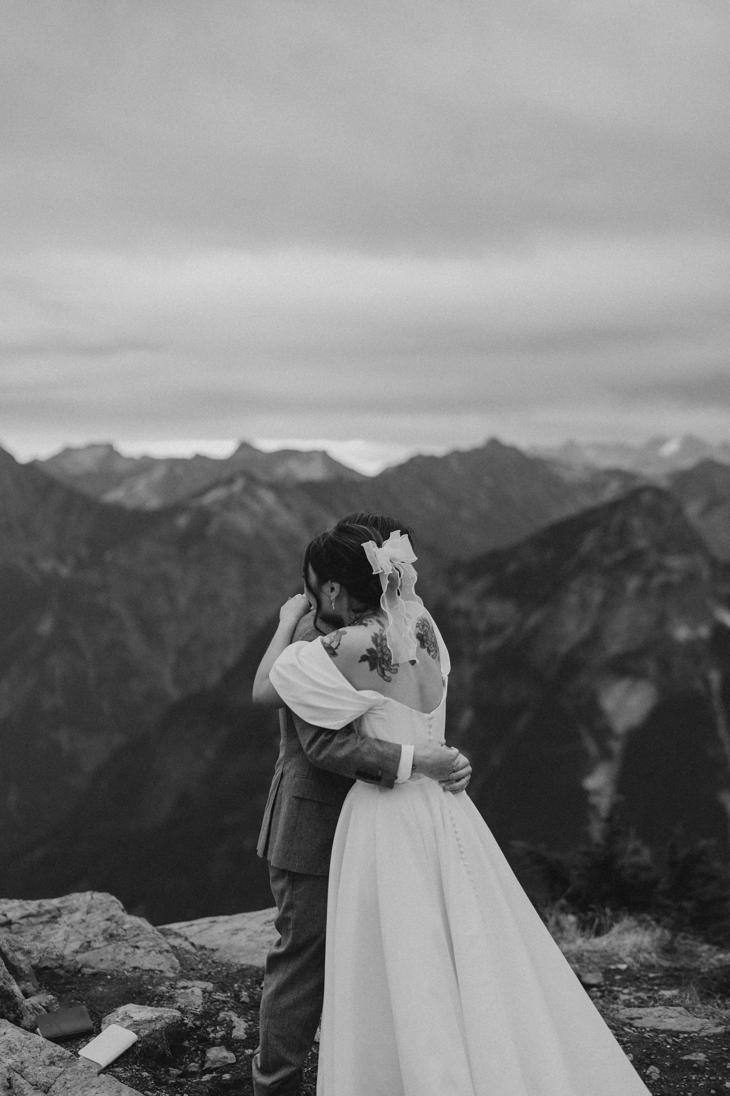 autumn-mt-baker-lookout-elopement_21.jpg