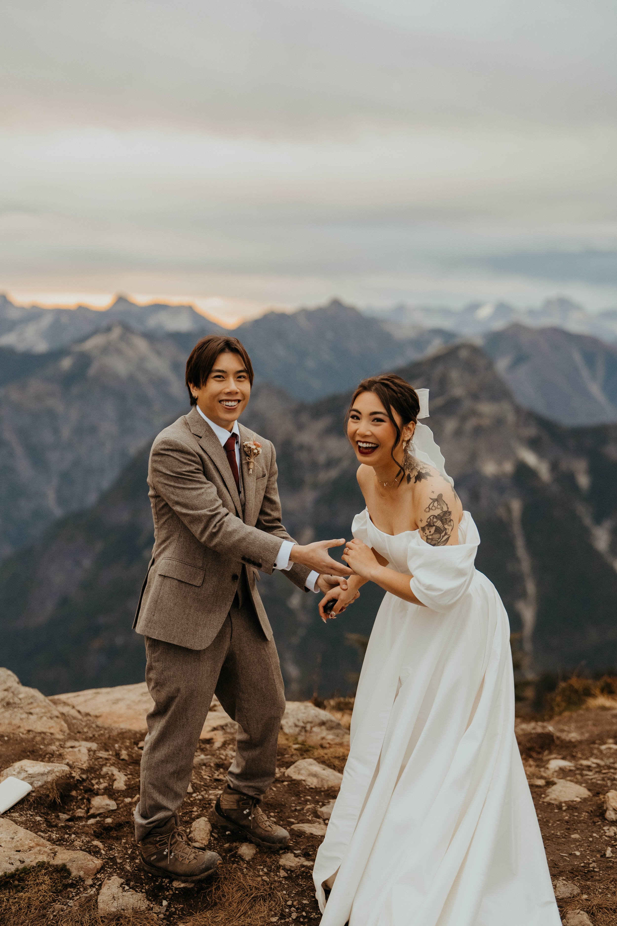 autumn-mt-baker-lookout-elopement_22.jpg