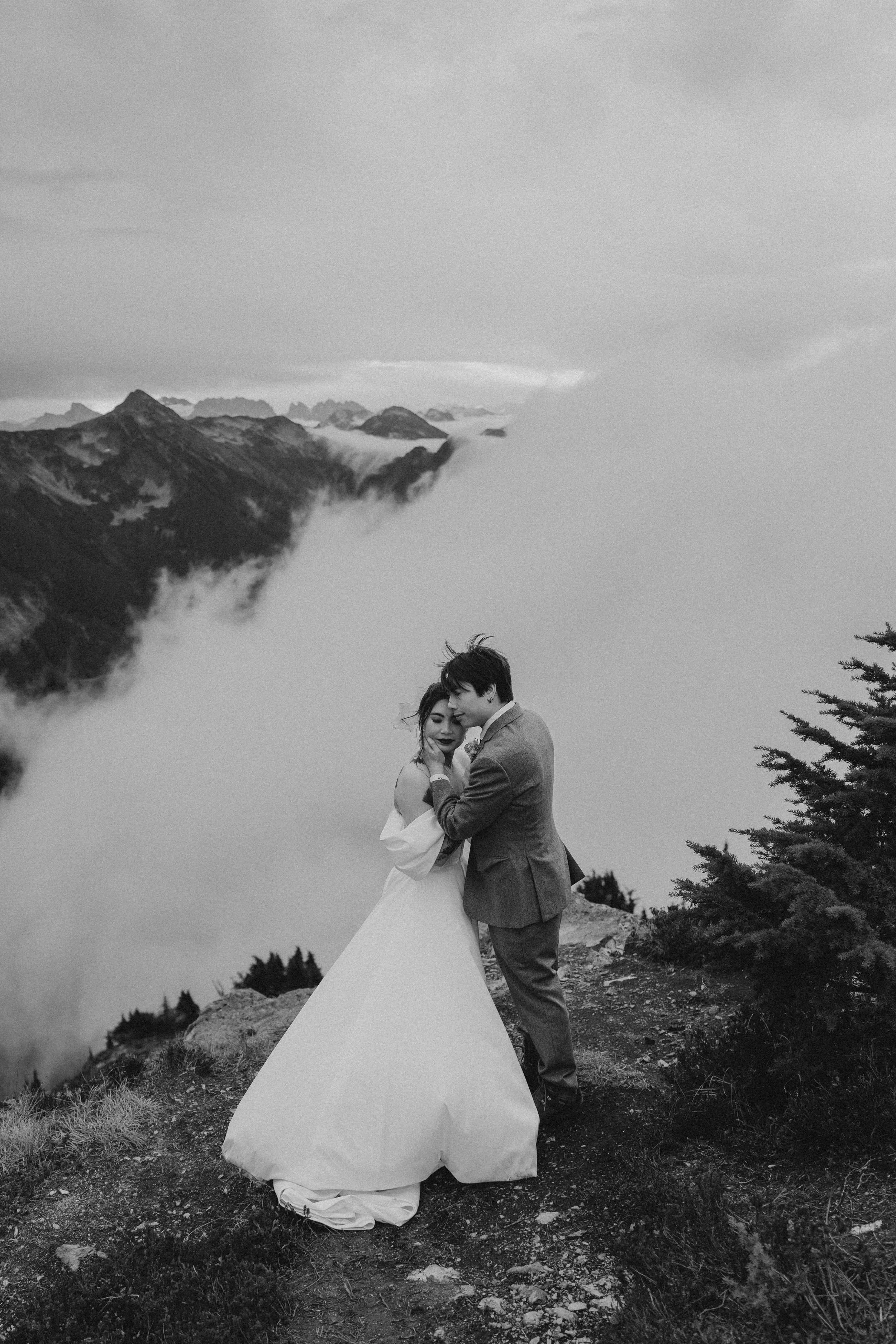 autumn-mt-baker-lookout-elopement_42.jpg