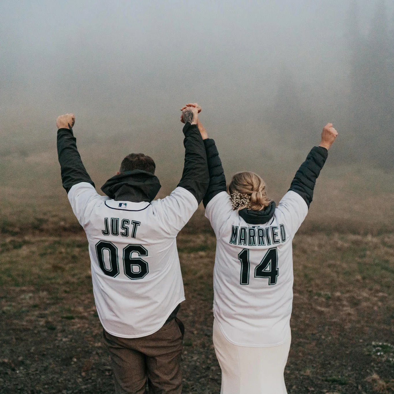 It's opening dayyyy let's go Mariners!!! 🔱⚾⁠
⁠
#Mariners #SeizeTheMoment #TridentsUp #SeaUsRise @__mcash @terminal.spirit.disease @mariners