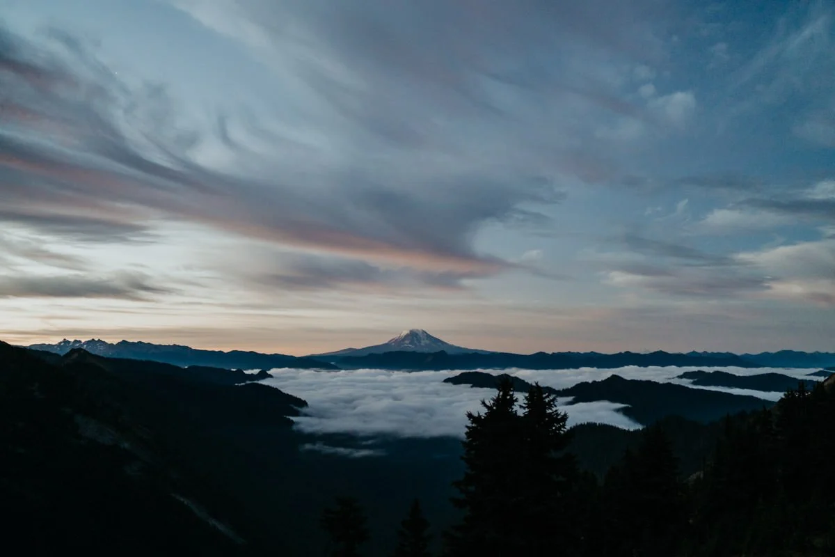 mt-rainier-sunrise-hiking-elopement_6.jpg