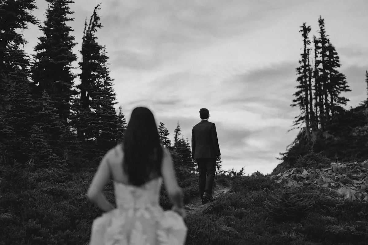 mt-rainier-sunrise-hiking-elopement_13.jpg