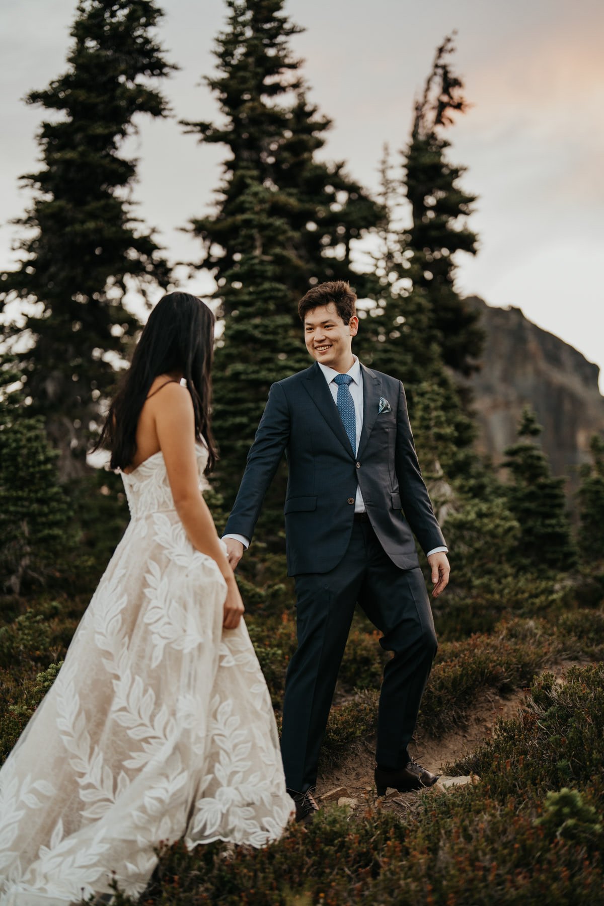 mt-rainier-sunrise-hiking-elopement_14.jpg