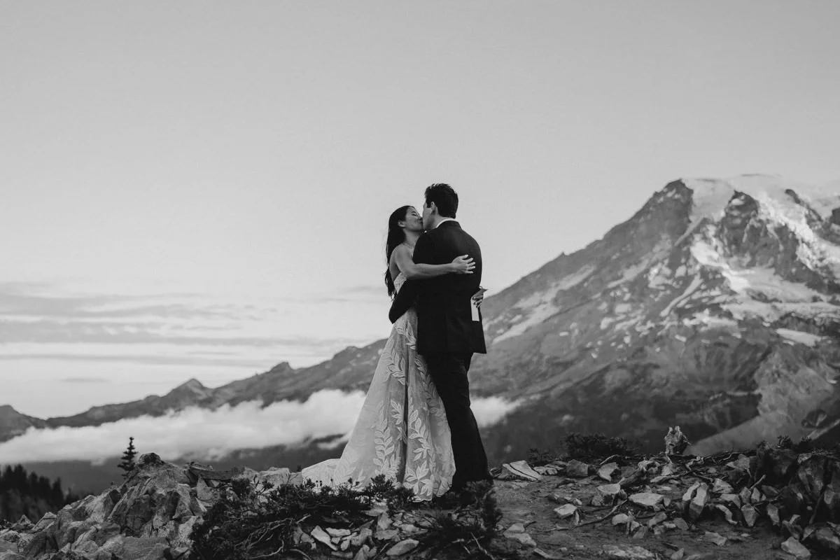mt-rainier-sunrise-hiking-elopement_25.jpg