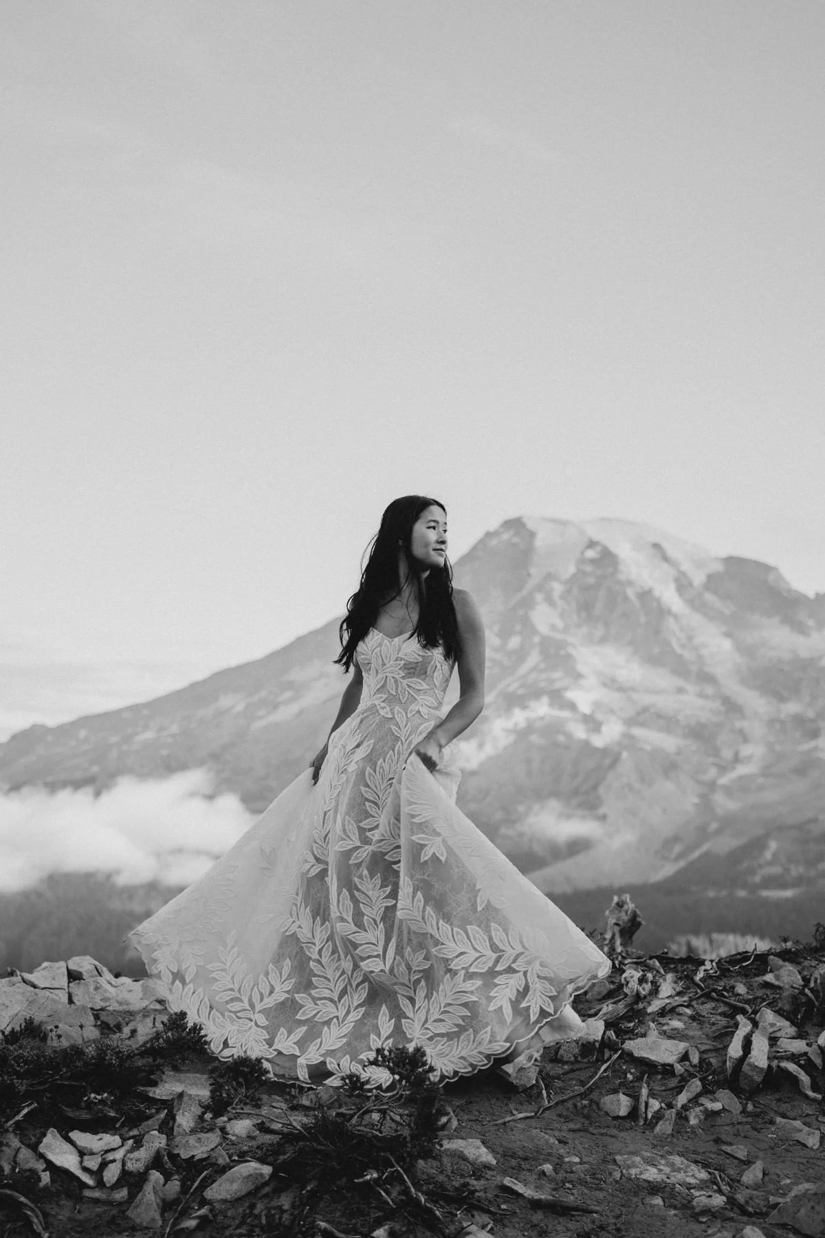 mt-rainier-sunrise-hiking-elopement_33.jpg