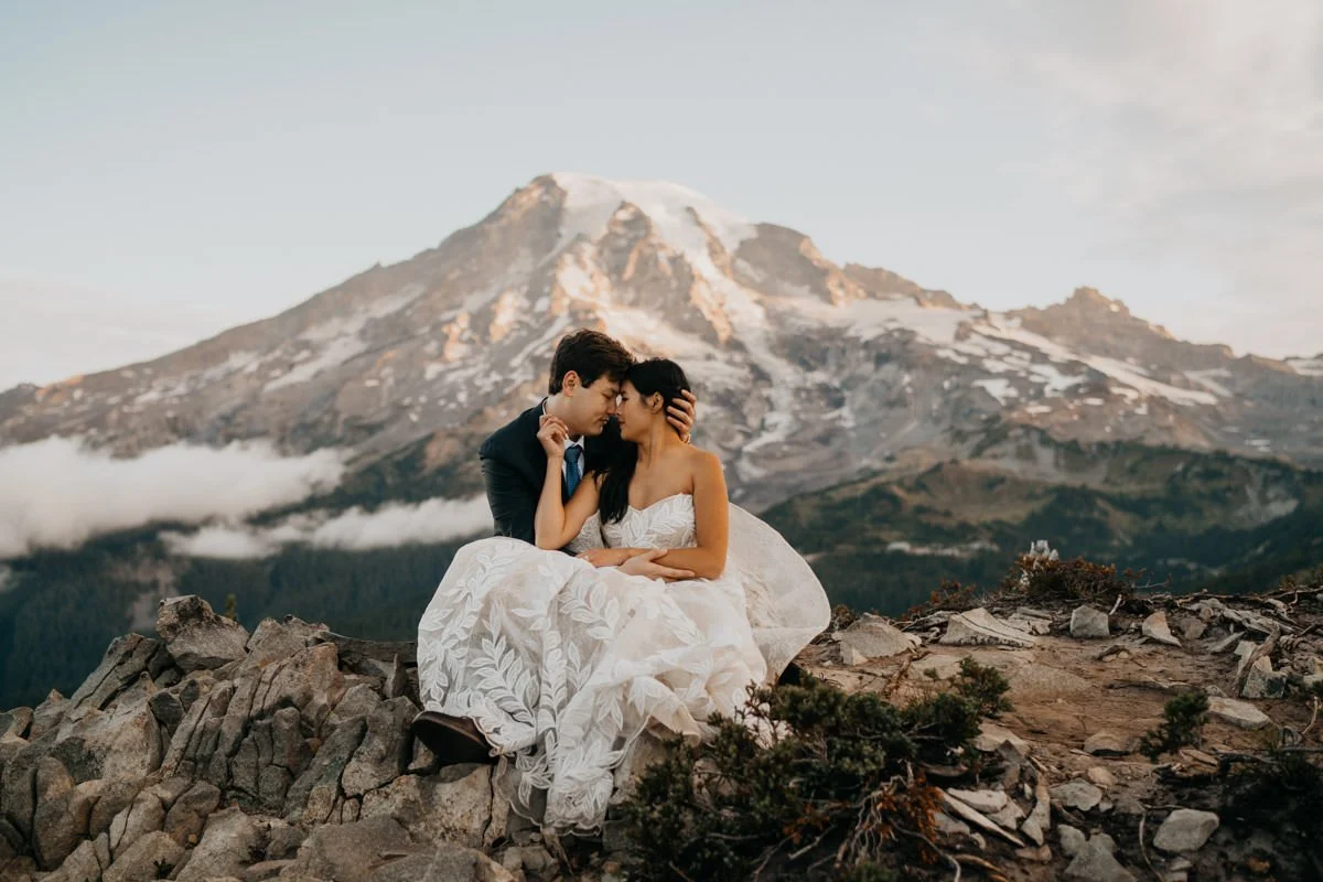 mt-rainier-sunrise-hiking-elopement_37.jpg