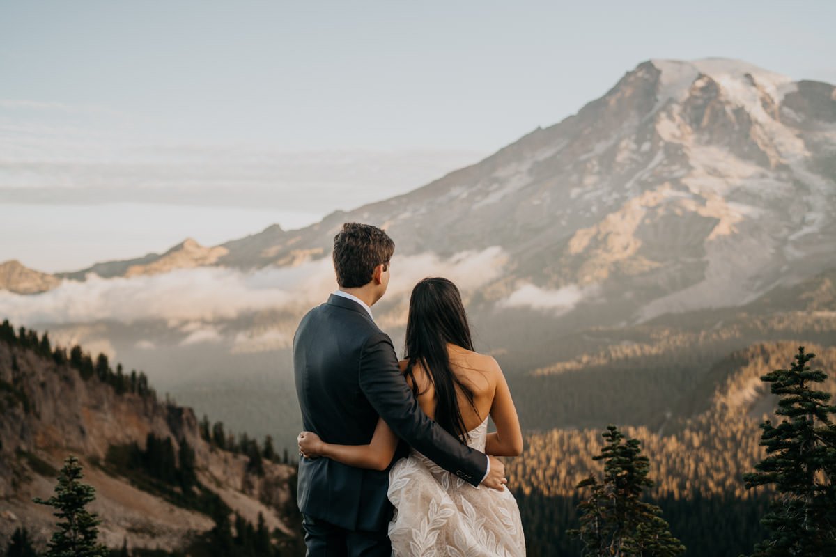 mt-rainier-sunrise-hiking-elopement_40.jpg