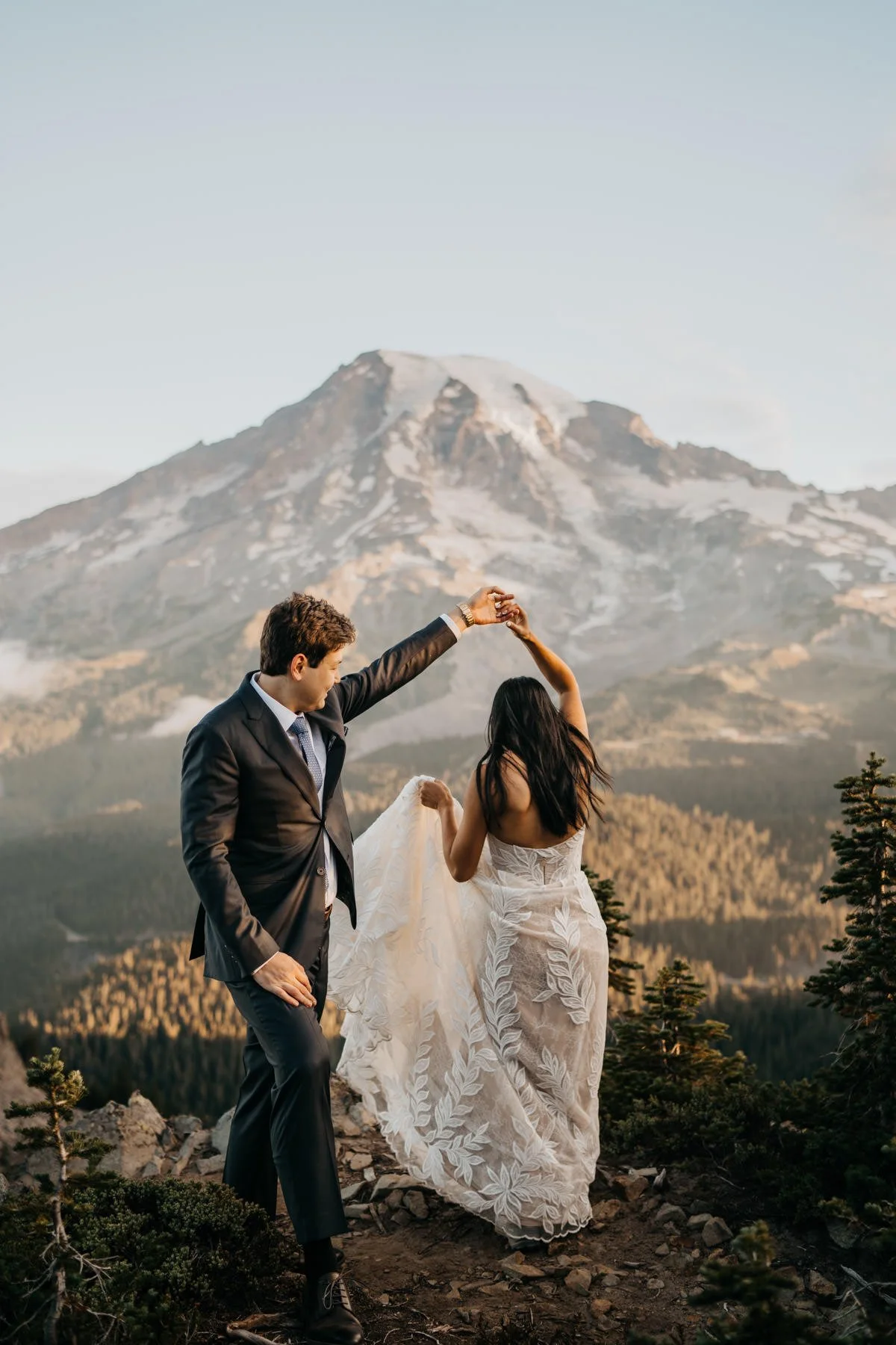 mt-rainier-sunrise-hiking-elopement_43.jpg