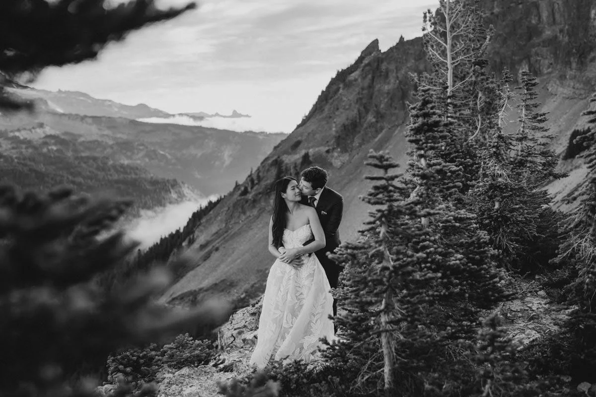 mt-rainier-sunrise-hiking-elopement_46.jpg