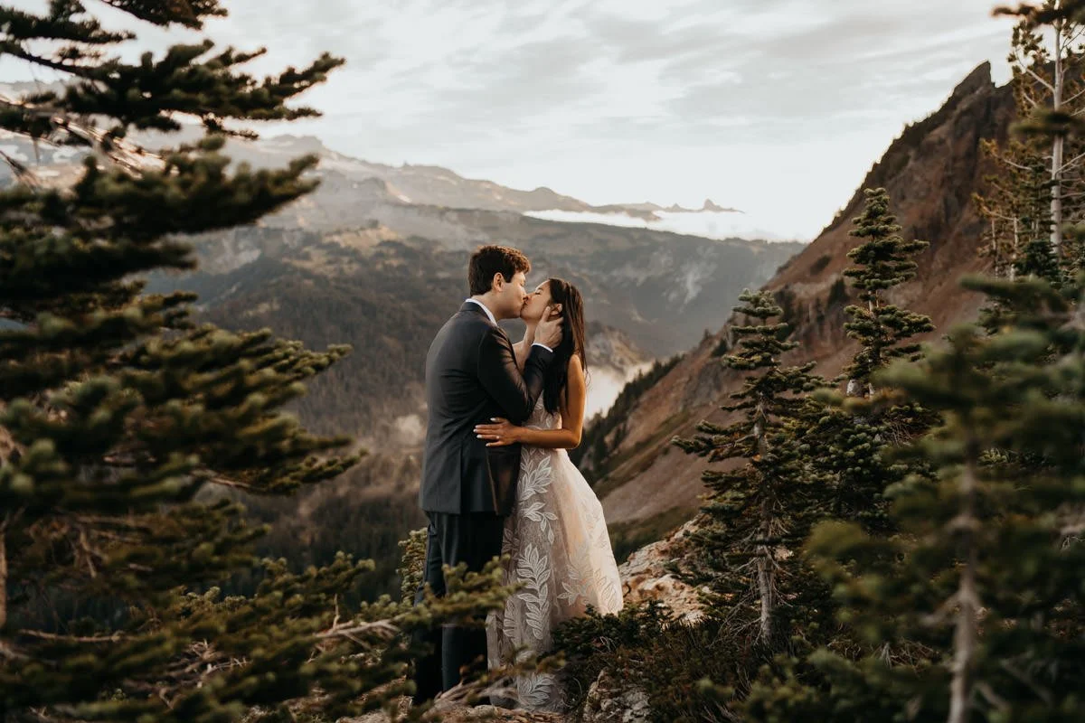 mt-rainier-sunrise-hiking-elopement_49.jpg