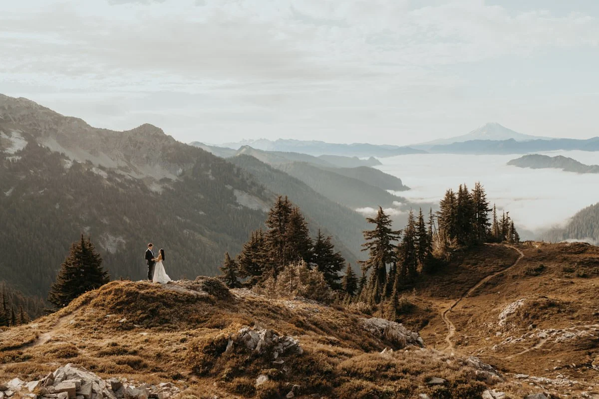 mt-rainier-sunrise-hiking-elopement_59.jpg