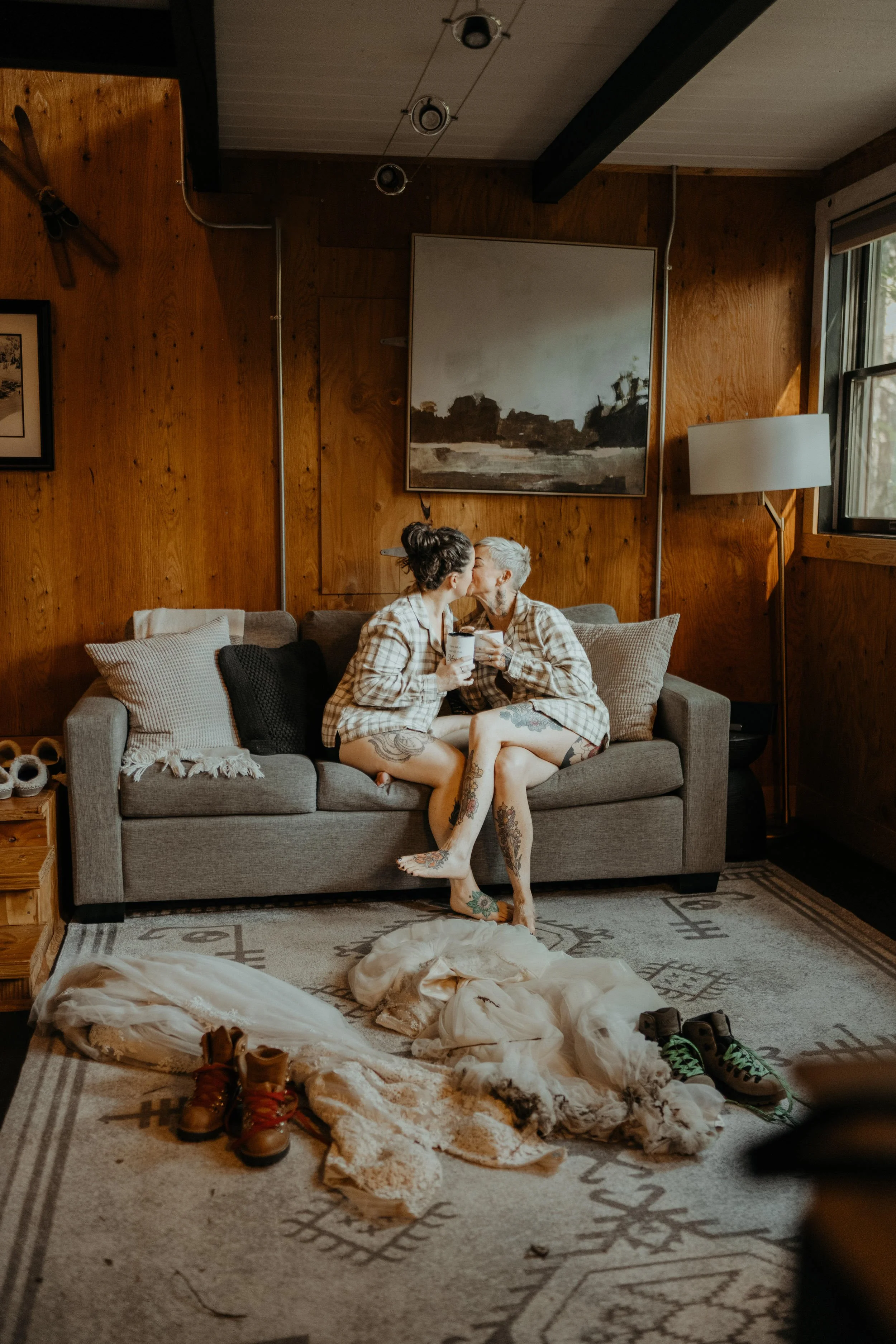 lesbian-artist-point-elopement_59.jpg