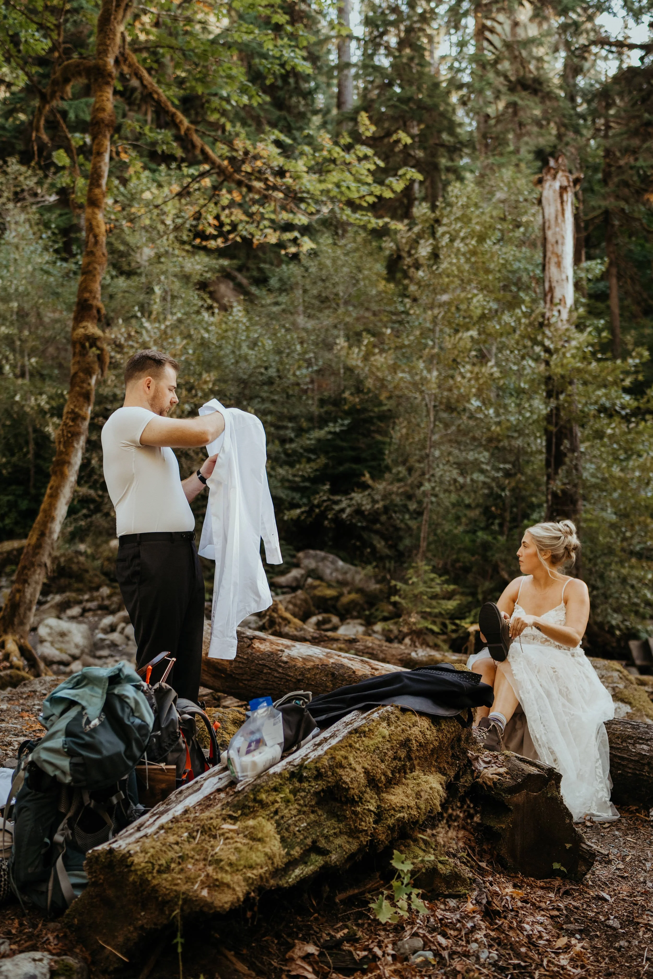 baker-lake-hiking-elopement_47.jpg