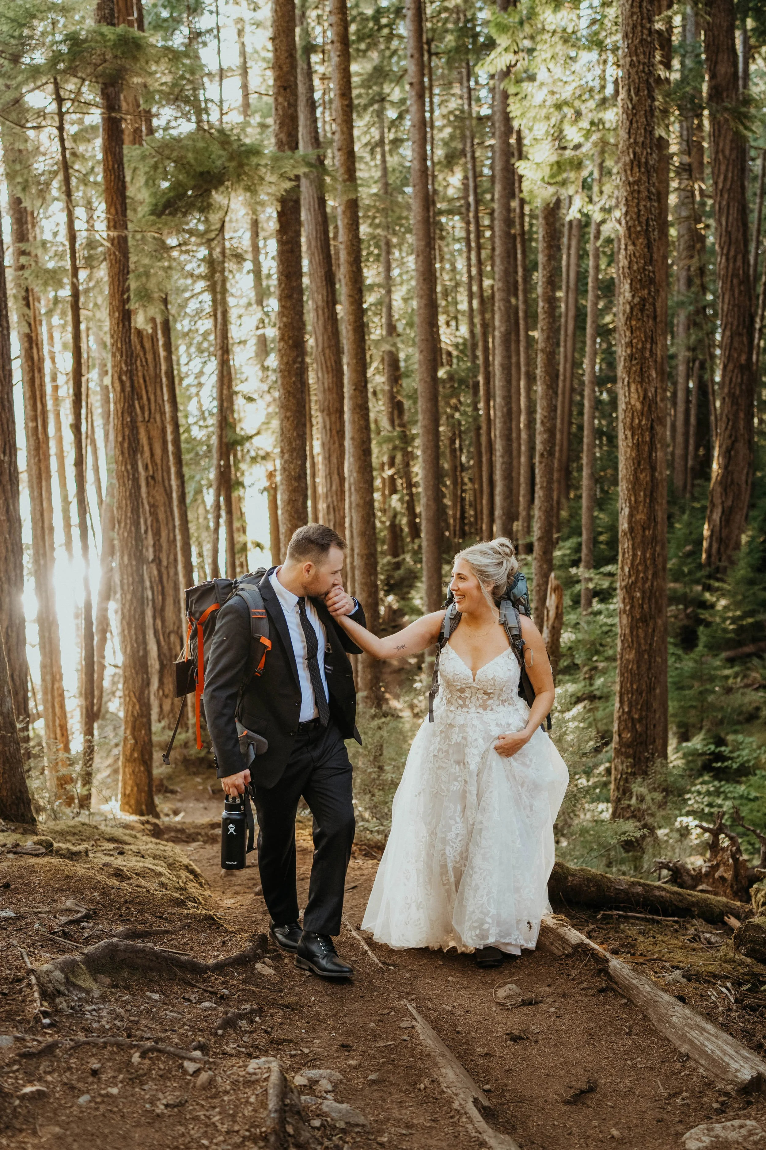 baker-lake-hiking-elopement_49.jpg